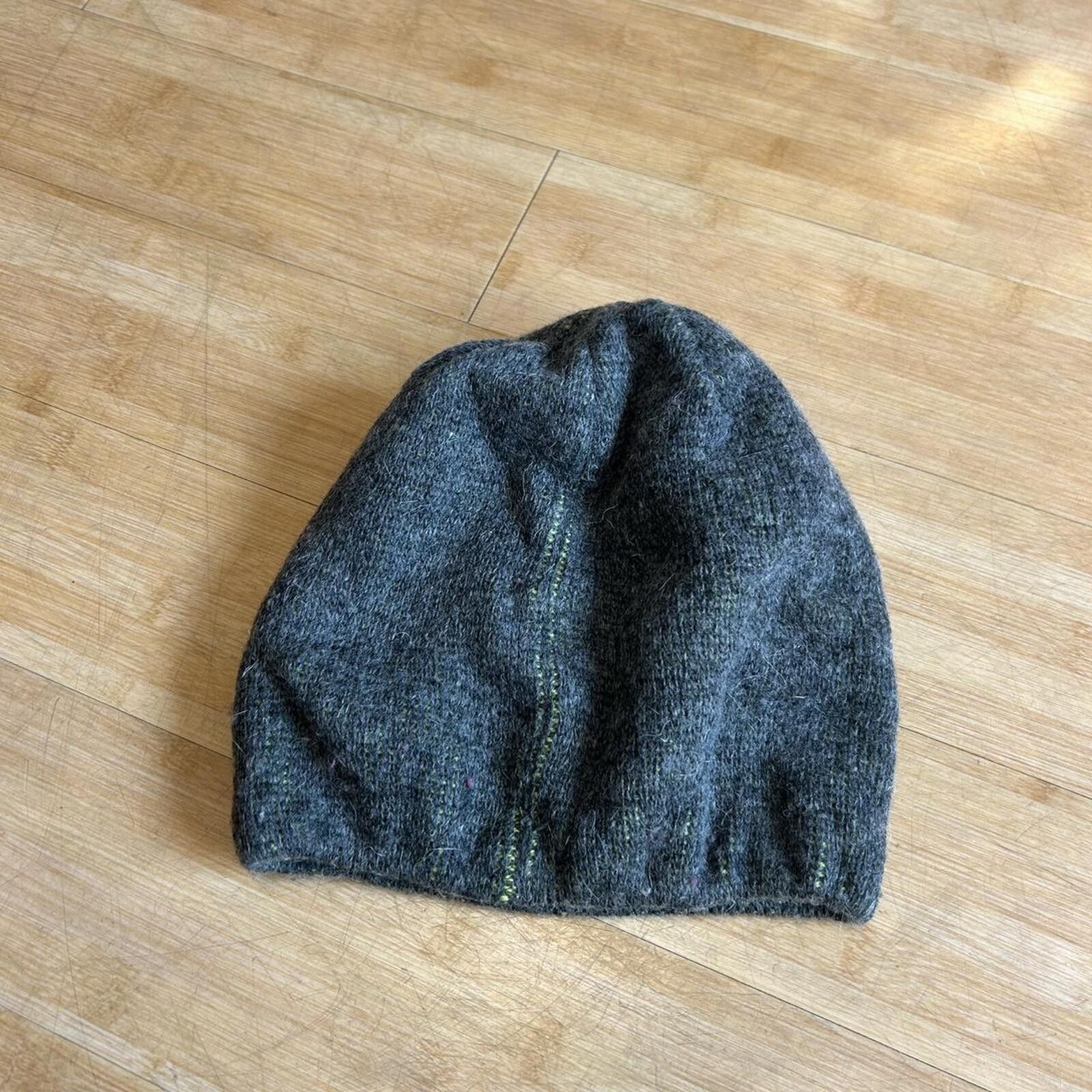 Other Vintage y2k DC Shoes Grey Neon Yellow Beanie Size ONE SIZE - 3 Thumbnail
