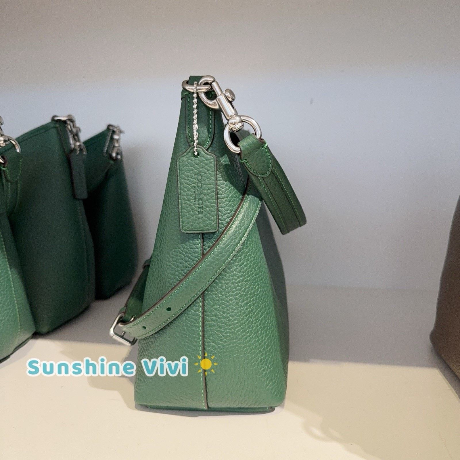 Coach NWT COACH CR148 Laurel Shoulder Bag Soft Leather SV/SHAMROCK Size ONE SIZE - 3 Thumbnail