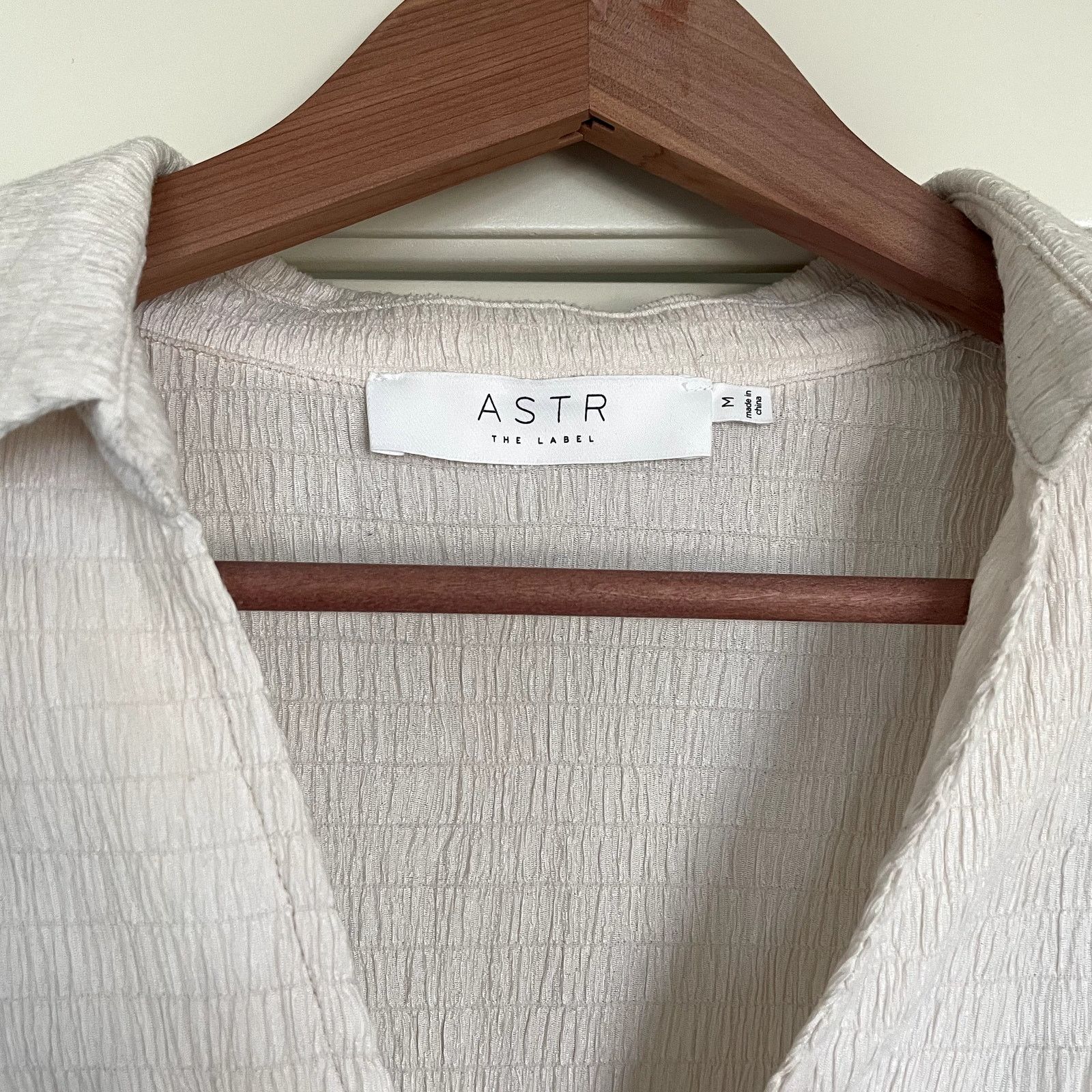 ASTR The Label ASTR the Label Flyaway Smocked Romantic Regency Blouse S Size S / US 4 / IT 40 - 8 Thumbnail