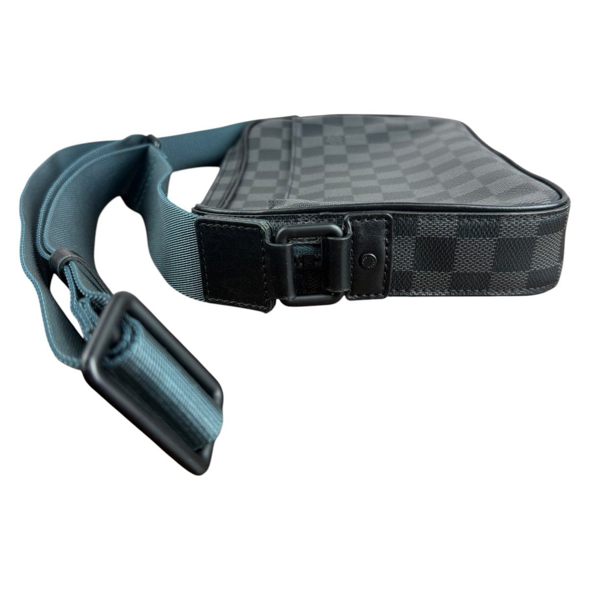 Louis Vuitton Louis Vuitton Damier Graphite Alpha Messenger Bag N40188 Size ONE SIZE - 7 Thumbnail