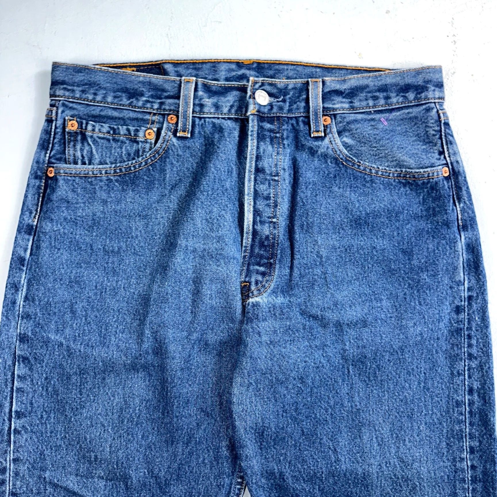 Levi's VINTAGE Levi's 501 Jeans Straight Leg Dark Wash 34x30 90s USA Mens Size US 34 / EU 50 - 2 Thumbnail