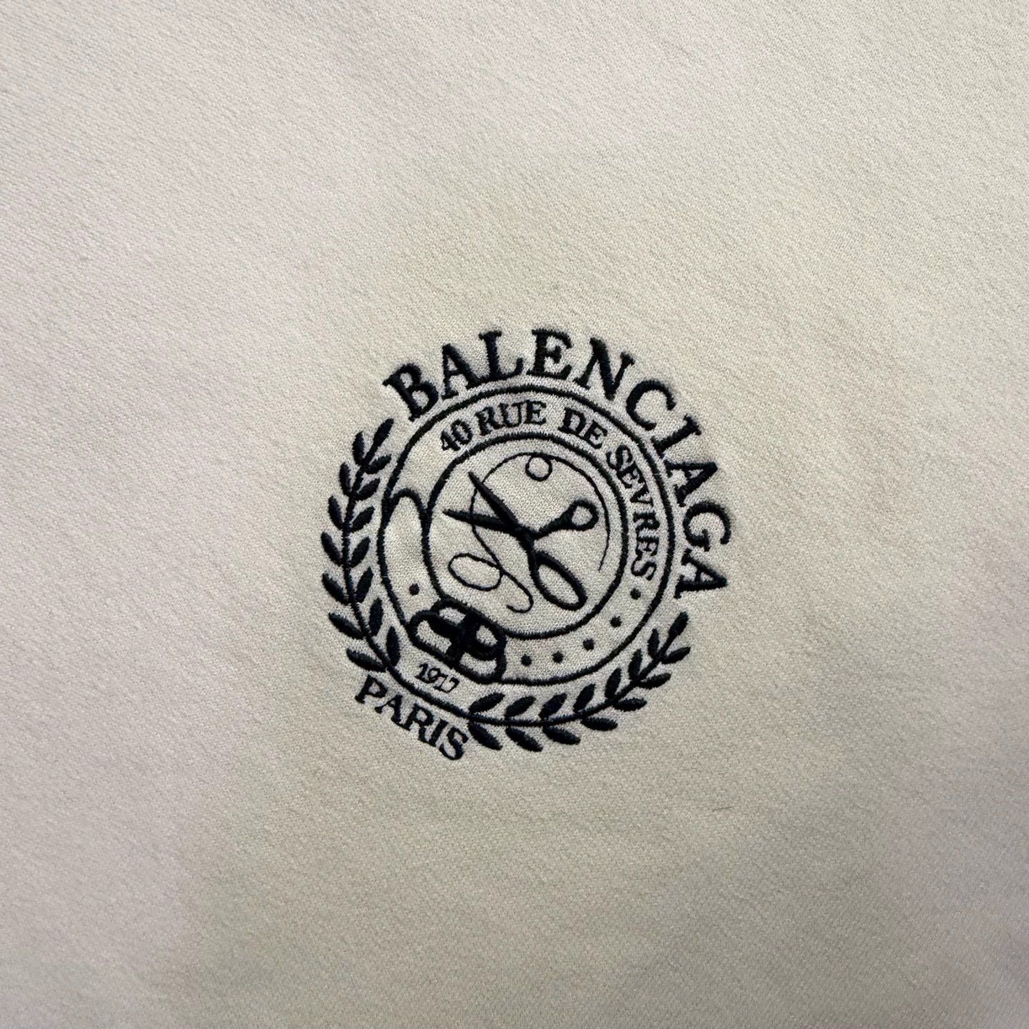 Balenciaga balenciaga scissors hoodie in beige color Size US L / EU 52-54 / 3 - 4 Thumbnail