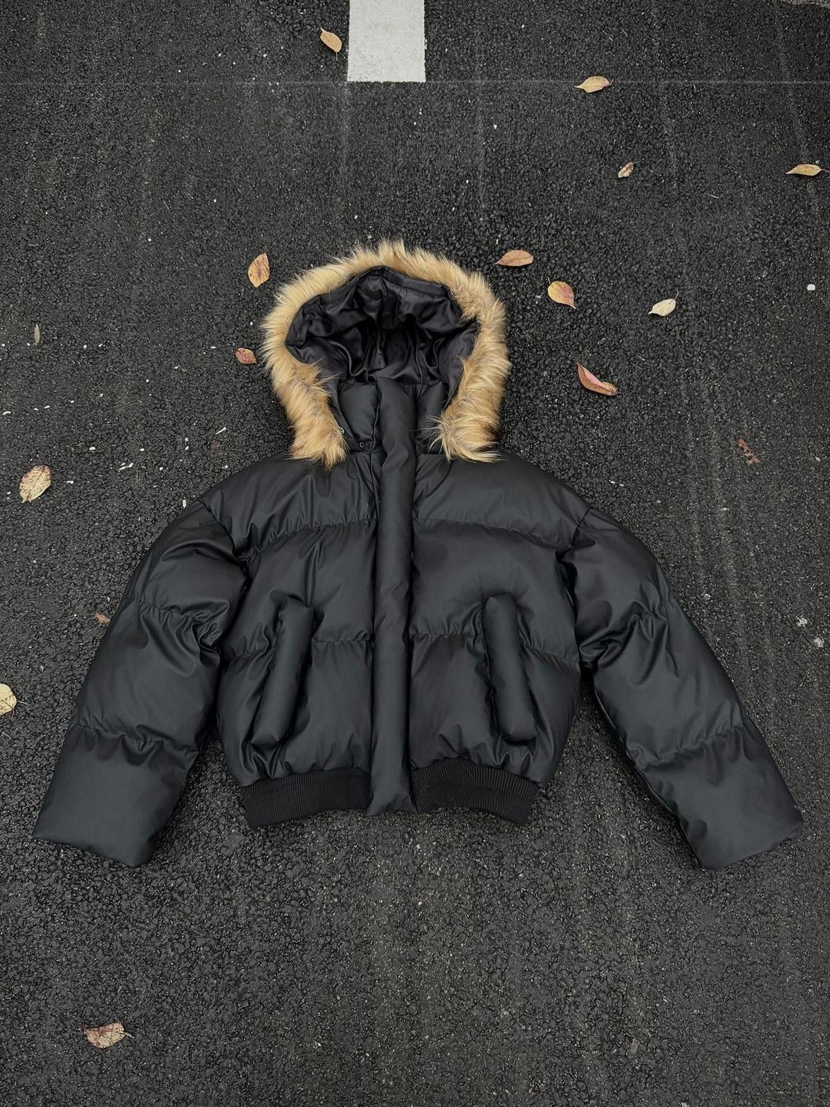 Japanese Brand Black Puffer Jacket with Faux Fur Hood Size US M / EU 48-50 / 2 - 1 Thumbnail