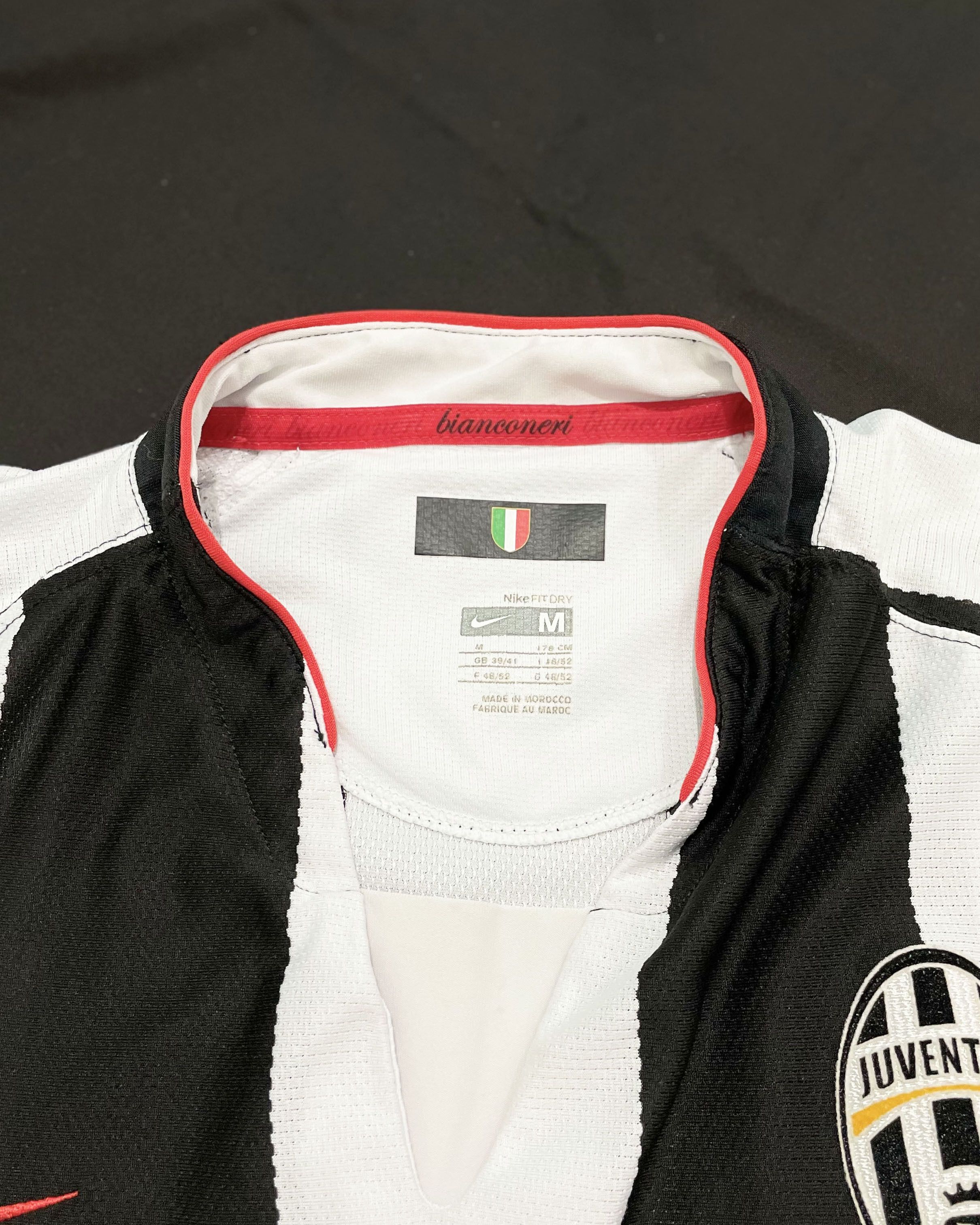 Nike Juventus Home Kit 2007 2008 Size US M / EU 48-50 / 2 - 4 Thumbnail