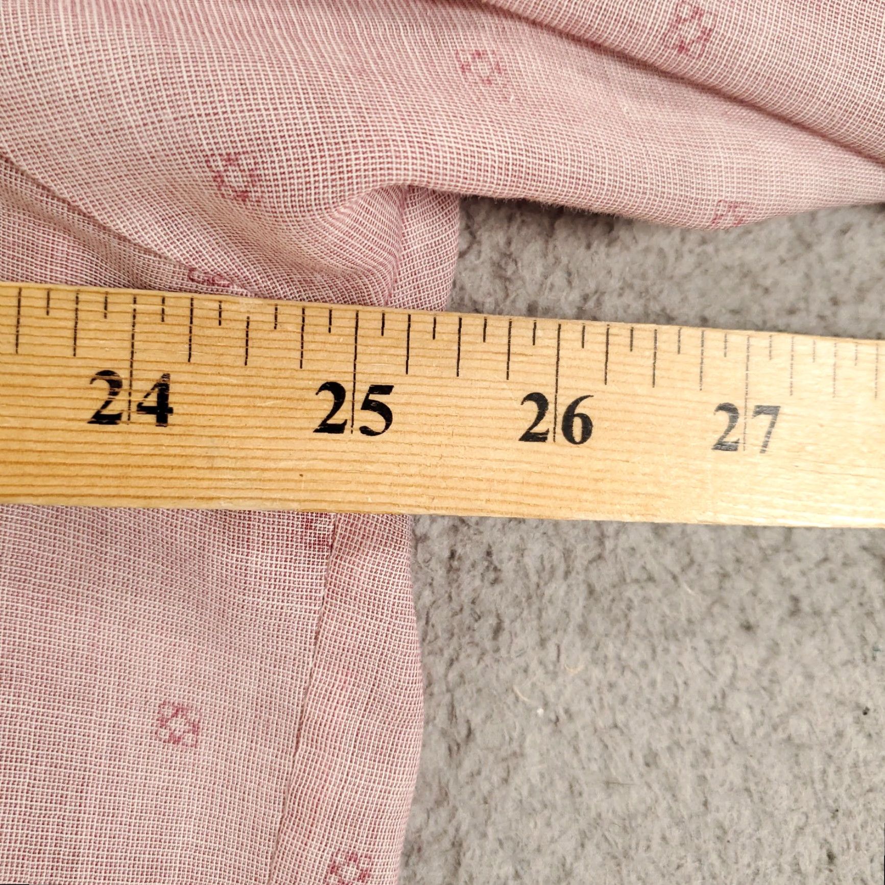 Arrow VINTAGE Arrow 70s Disco Shirt Mens L Pink Button-Up Geometric 70s Retro Classic Sheer Cotton Polyester Lightweight Breathable All Seasons Size US L / EU 52-54 / 3 - 6 Thumbnail