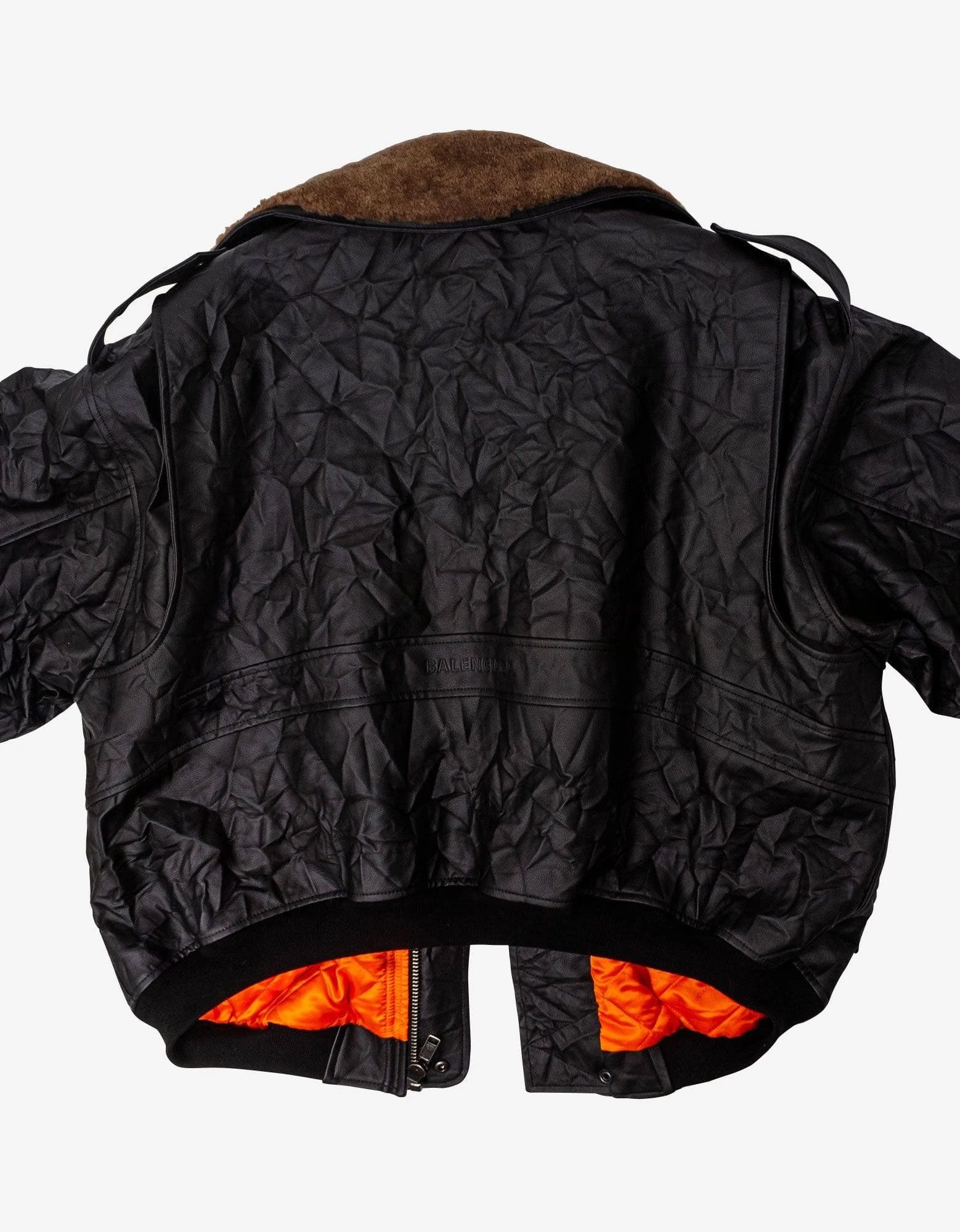 Balenciaga o1mt1gz1024 Worn Out Bomber Jacket in Black Size US XS / EU 42 / 0 - 4 Thumbnail