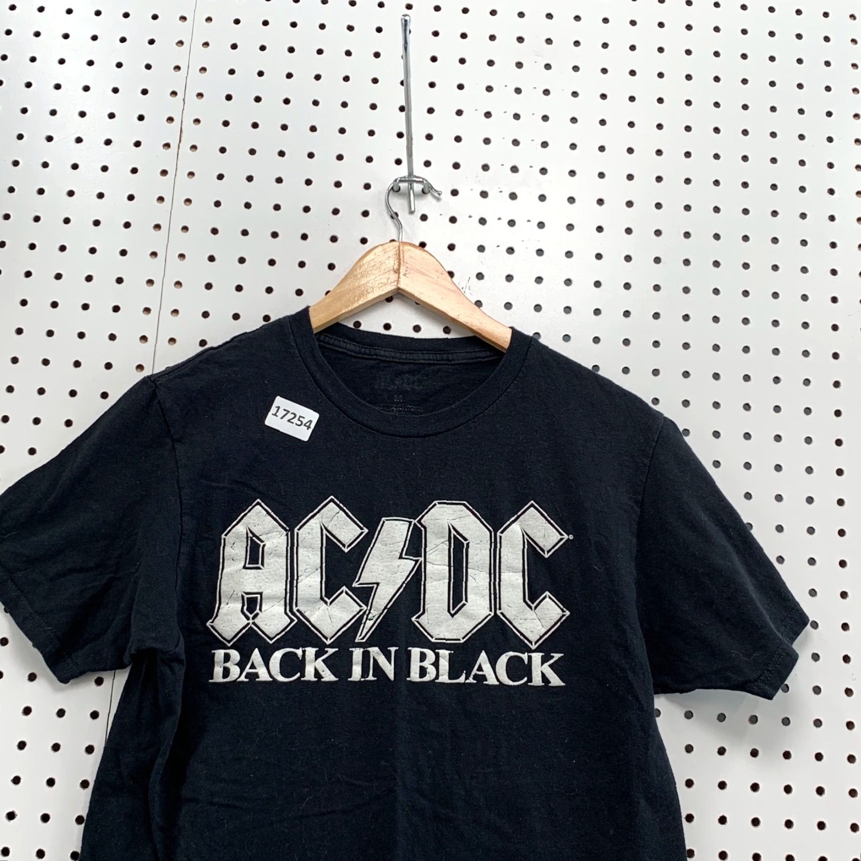 Vintage ACDC Back In Black Shirt Adult Medium Short Sleeve T-Shirt Black Music Tee 80s 90s Concert Mens Womens Size US M / EU 48-50 / 2 - 2 Thumbnail