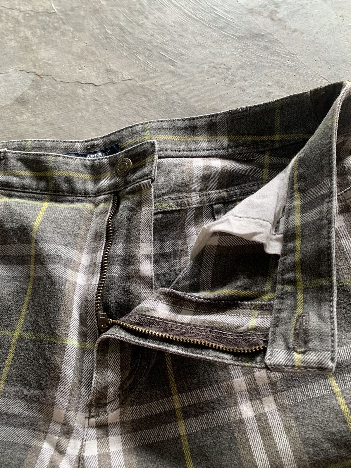 Burberry vintage burberry flannel pant retro gentleman style Size US 33 - 6 Thumbnail