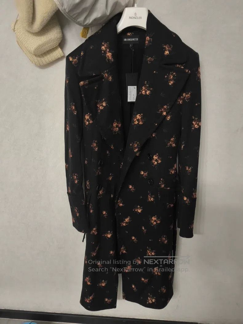 Ann Demeulemeester Ann Demeulemeester Gold Thread Embroidered Coat Size XS / US 0-2 / IT 36-38 - 1 Thumbnail