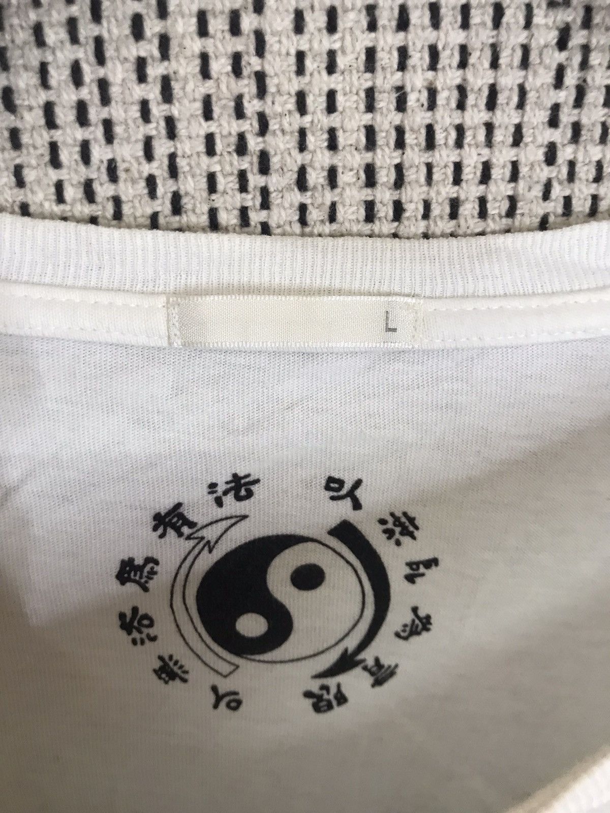 GU × Japanese Brand ‼️BE WATER MY FRIEND BRUCE LEE TSHIRT ‼️ Size US L / EU 52-54 / 3 - 3 Thumbnail