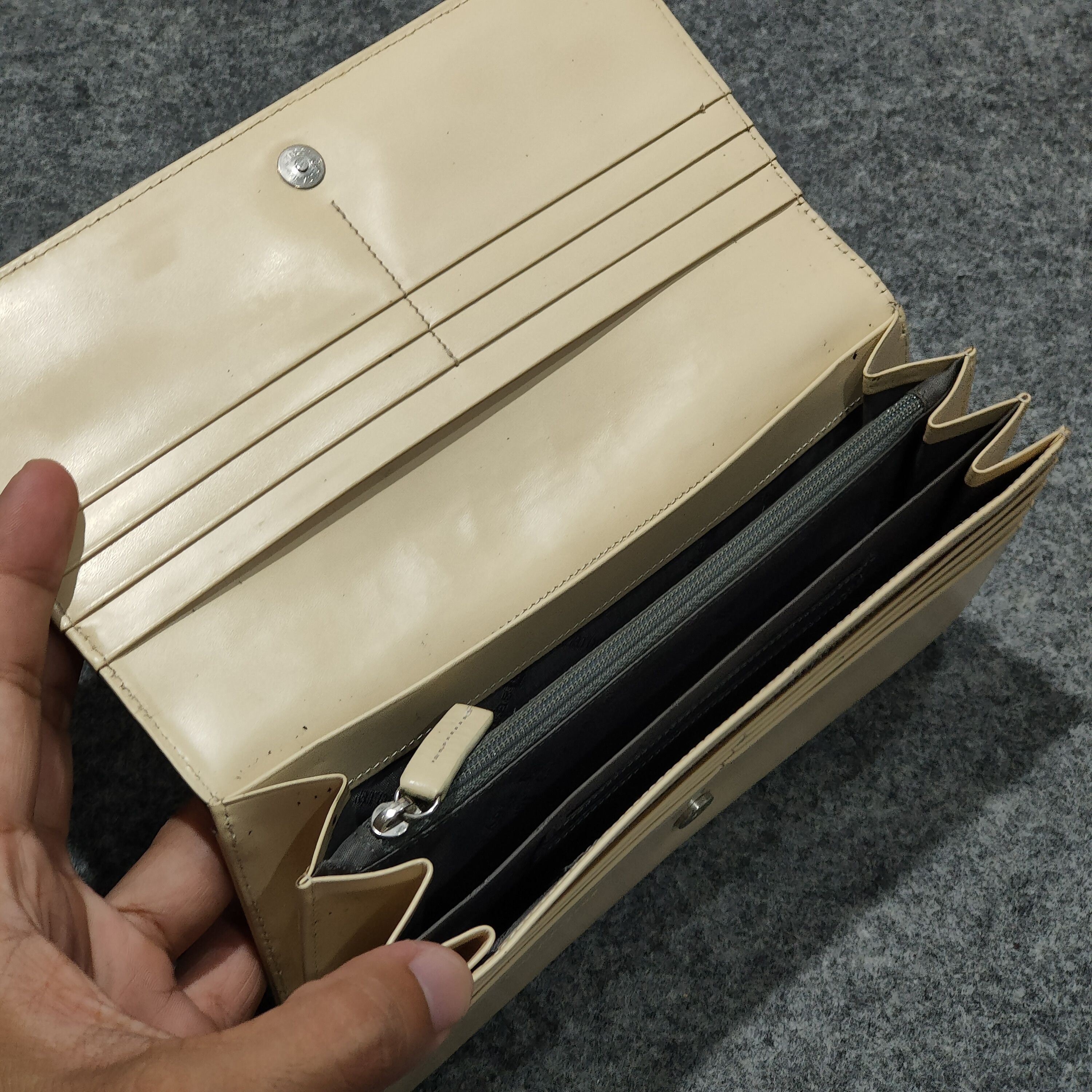 Guy Laroche 🔥Guy Laroche long wallet Size ONE SIZE - 5 Thumbnail