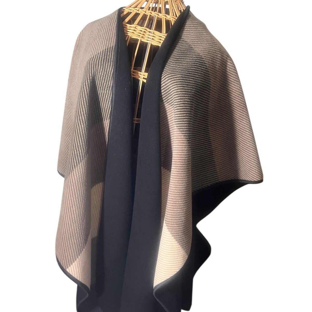 Ike Behar Ike Behar Multicolor Wrap Poncho Cape One Size Fits Most Size ONE SIZE - 5 Thumbnail