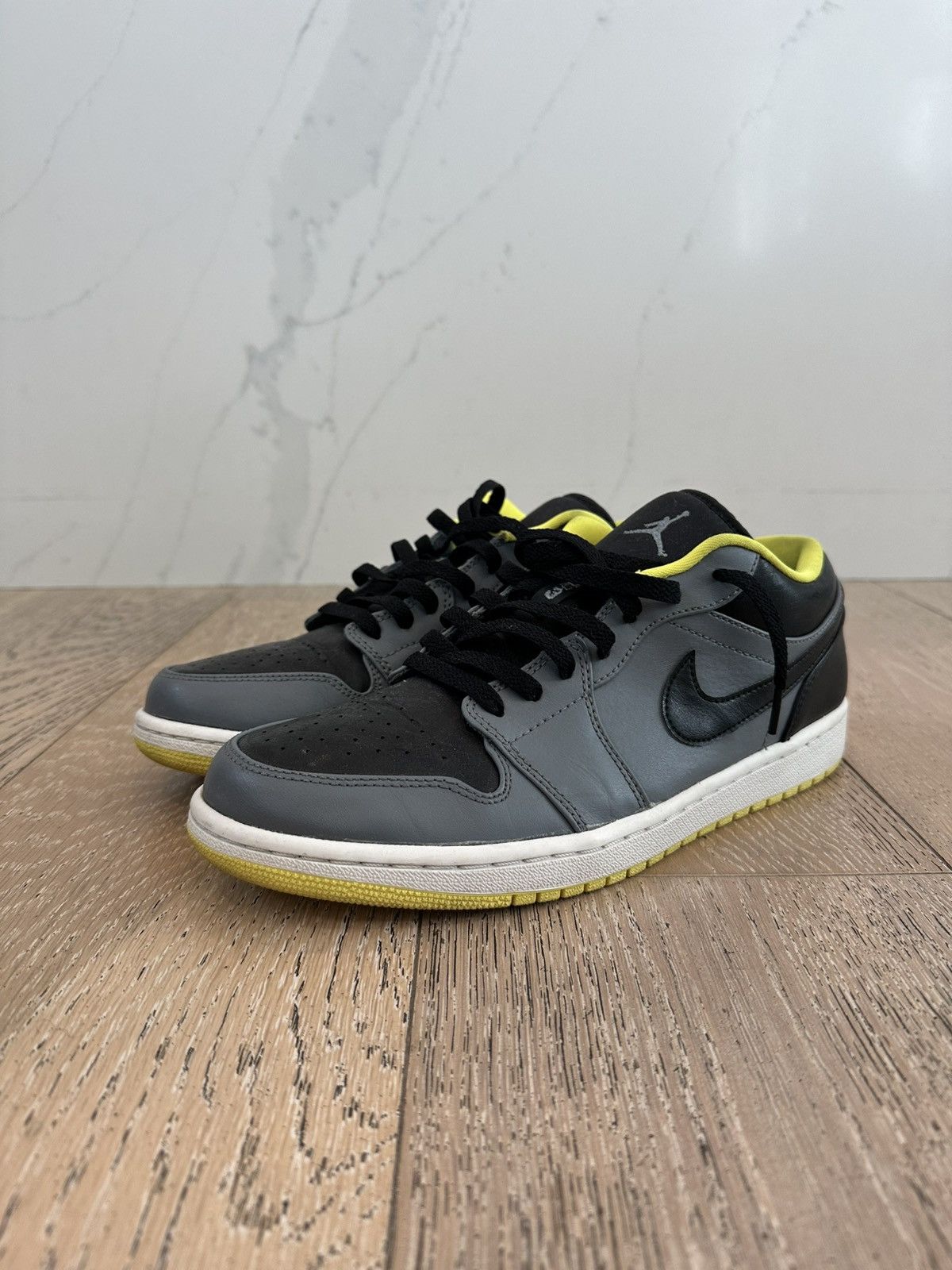 Jordan 1 Low Vibrant Yellow