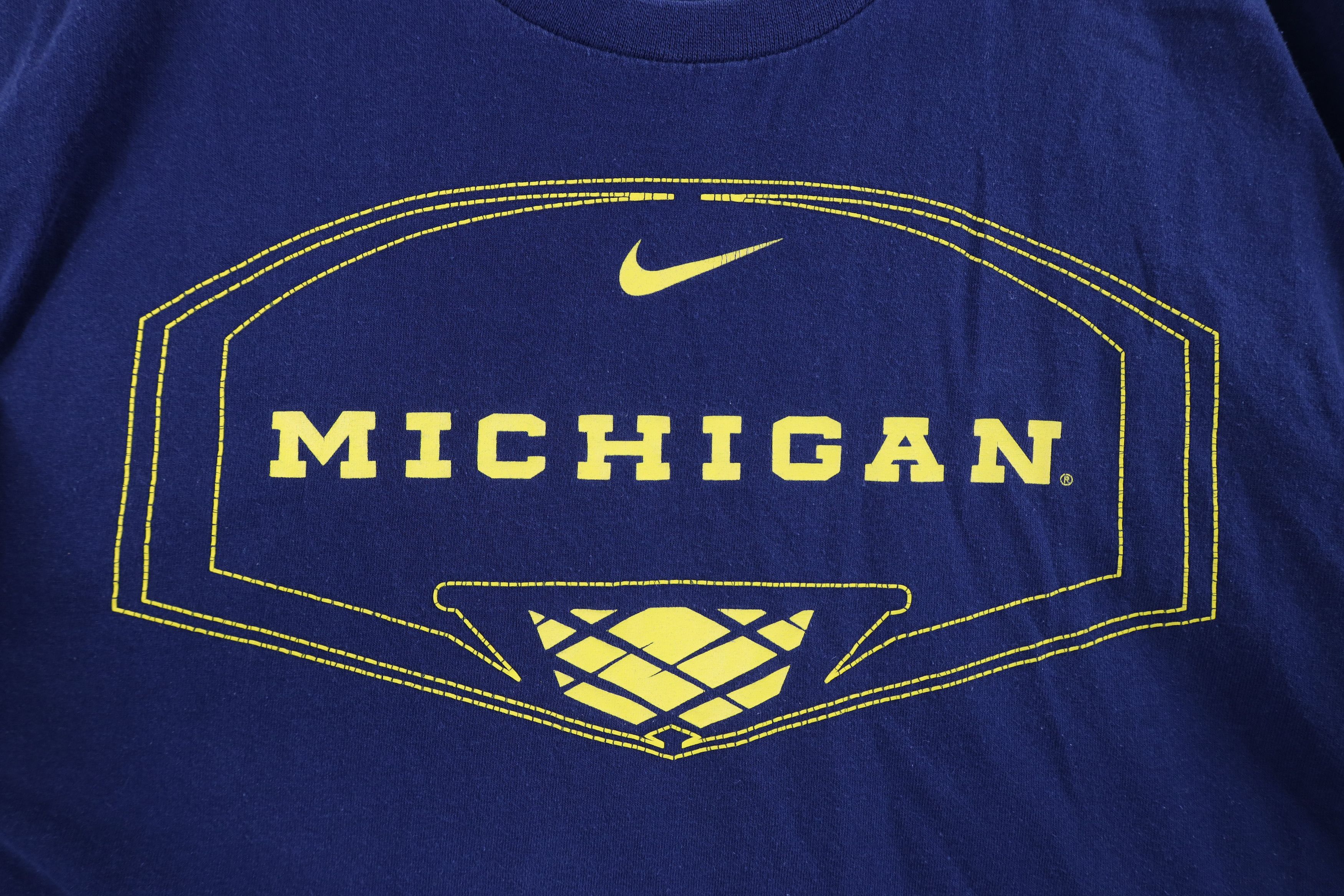 Nike Vintage Nike Swoosh University of Michigan Basketball Shirt Size US XL / EU 56 / 4 - 4 Thumbnail