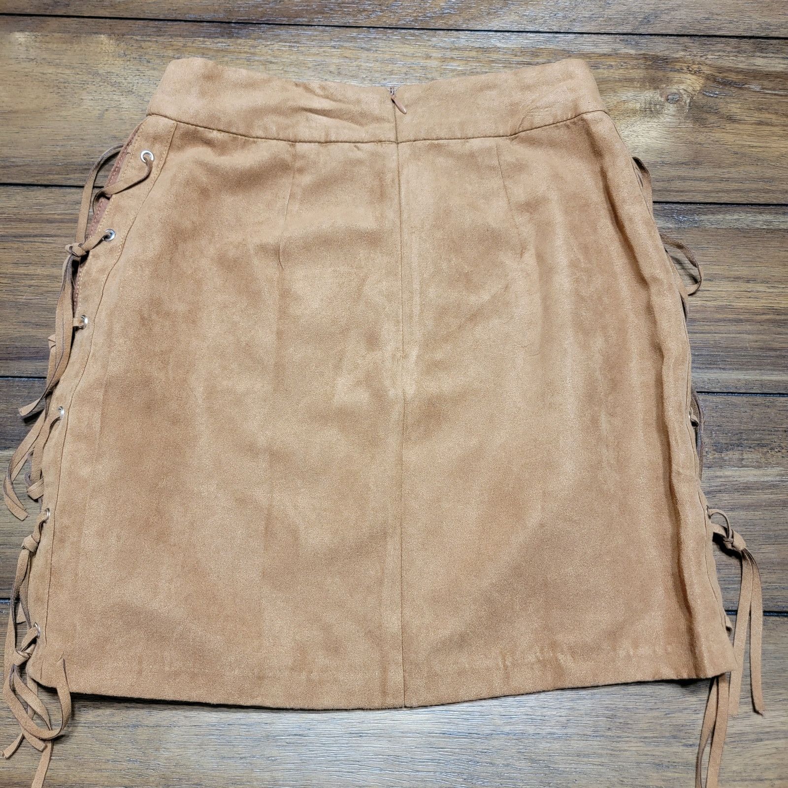 Other Charlotte Russe Faux Suede Mini Skirt w/ Side Fringe - Small Size 24" / US 00 / IT 34 - 3 Thumbnail