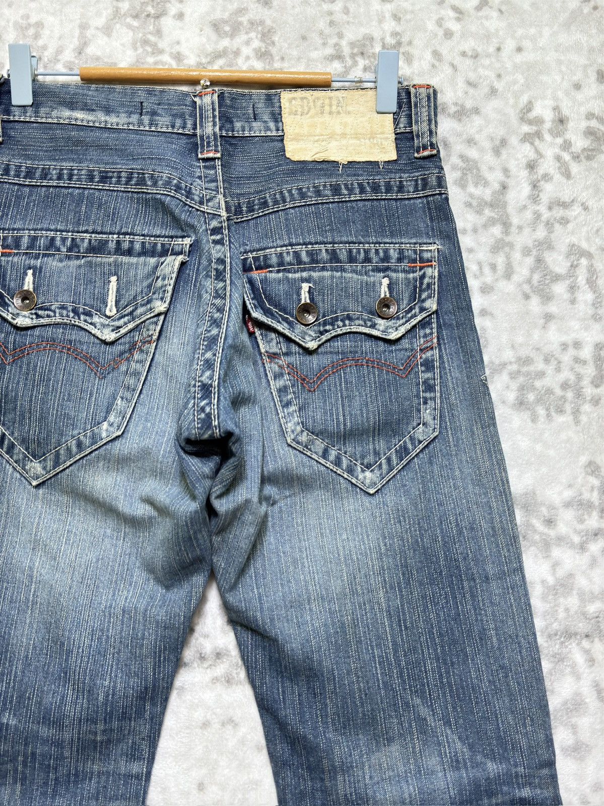 Edwin Vintage Edwin 401XV Muddy Wash Flared Distressed Jeans Size US 29 - 10 Thumbnail