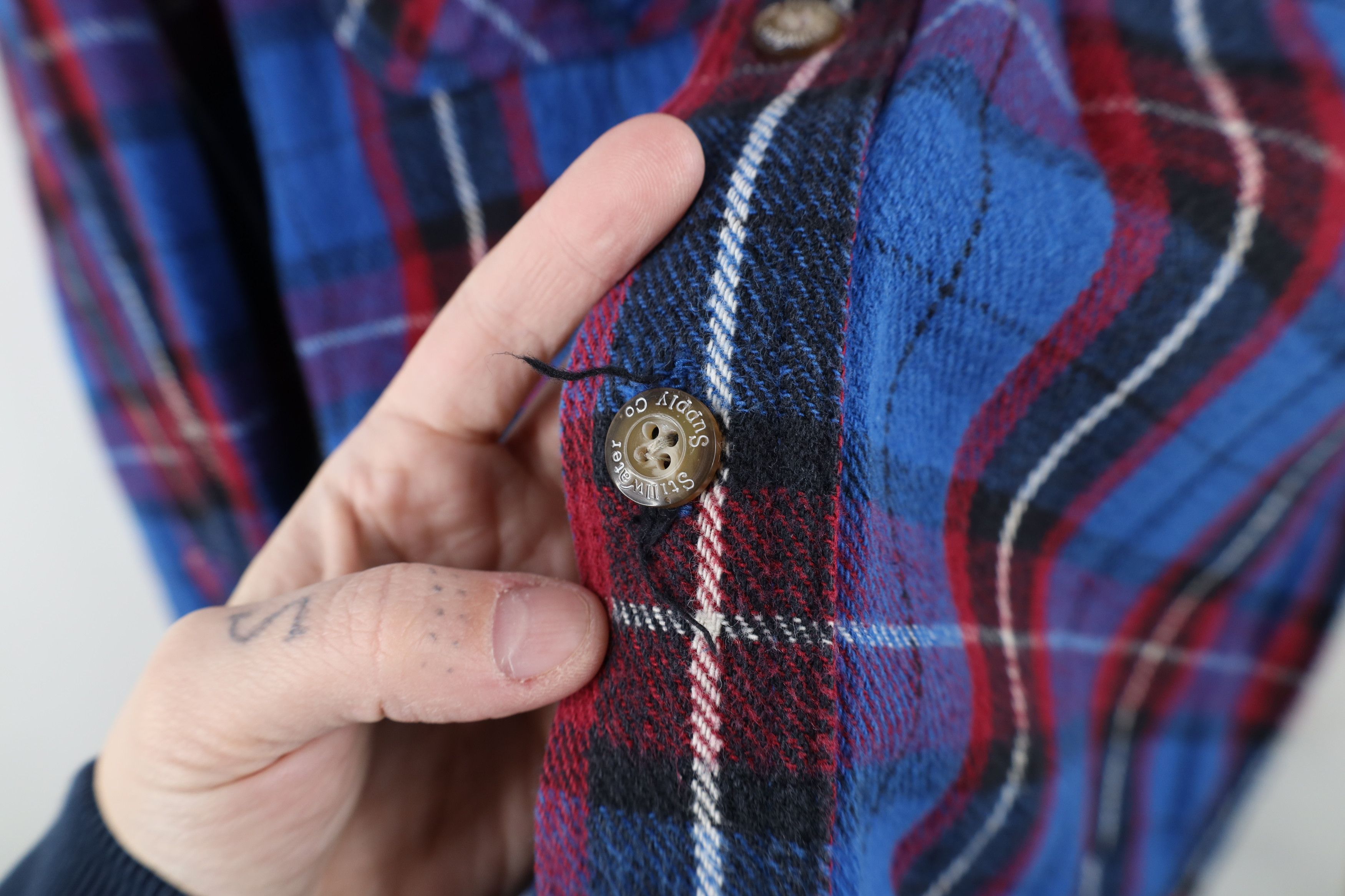 Vintage Vintage 90s Streetwear Heavyweight Flannel Button Shirt Size US L / EU 52-54 / 3 - 5 Thumbnail