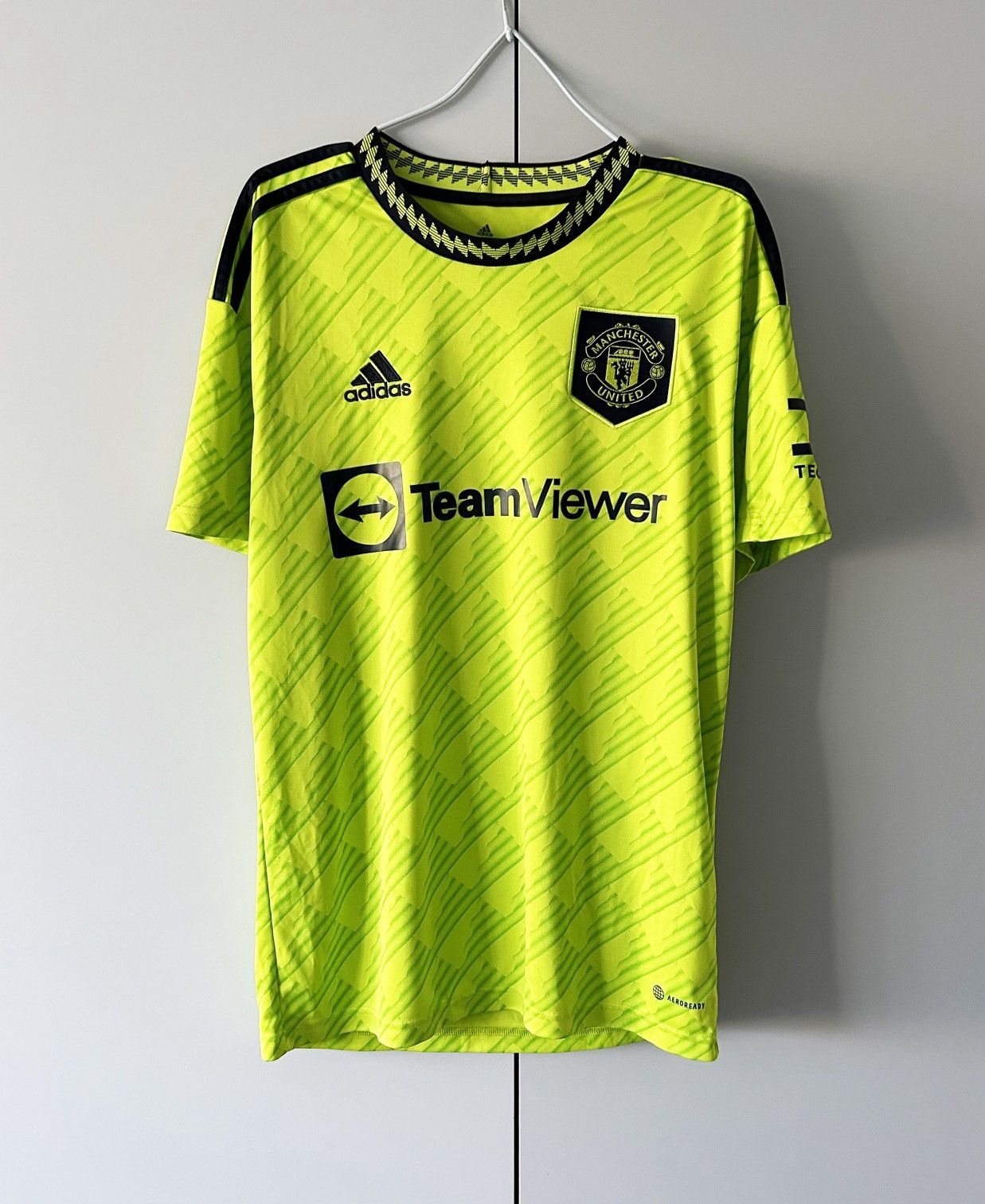 Adidas Manchester United jersey 2022 2023 adidas #25 Sancho Size US S / EU 44-46 / 1 - 2 Thumbnail