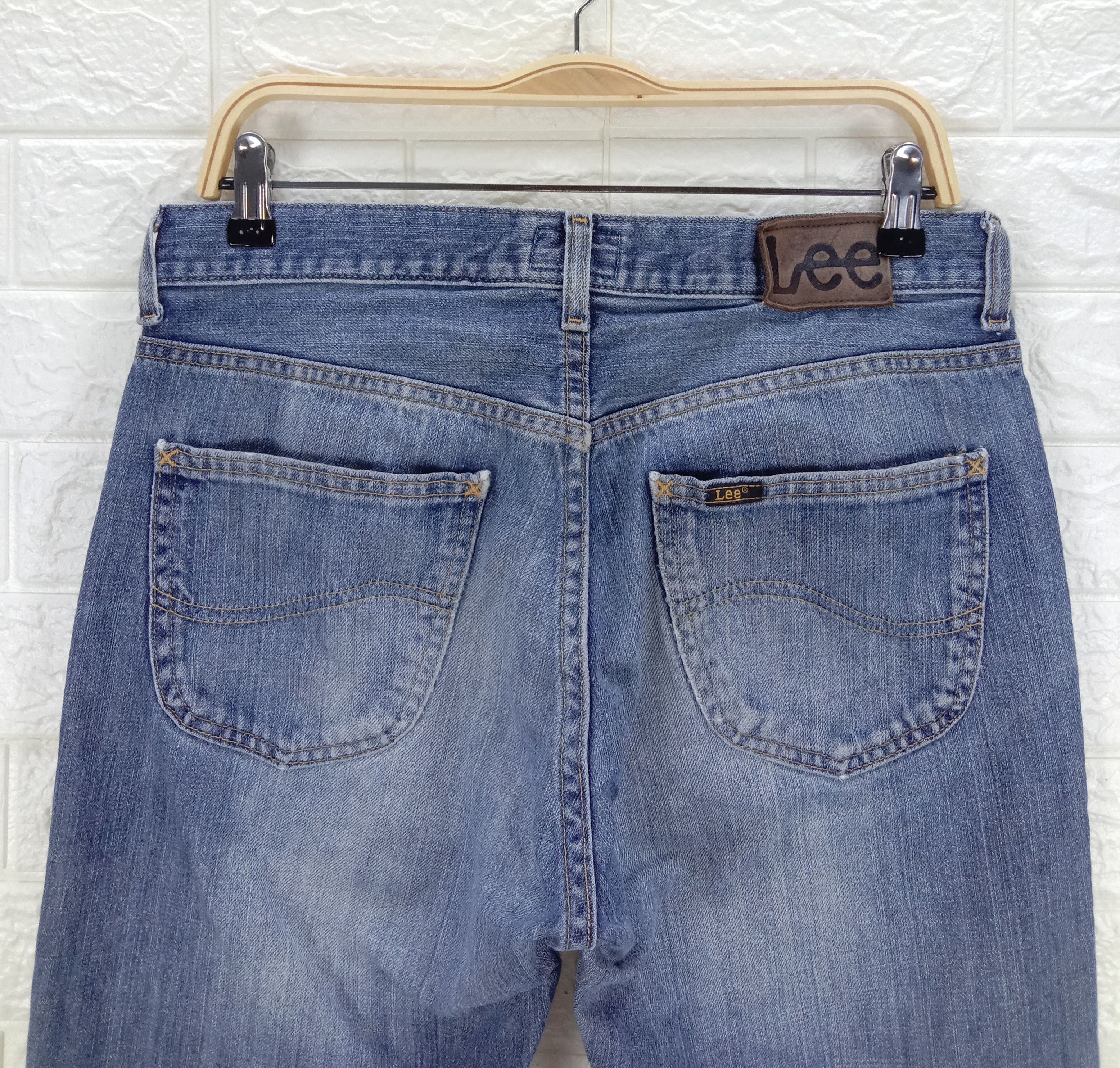 Lee Vintage Lee Faded Blue Flare Jeans Bell Bottom Ripped Denim Size US 32 / EU 48 - 6 Thumbnail