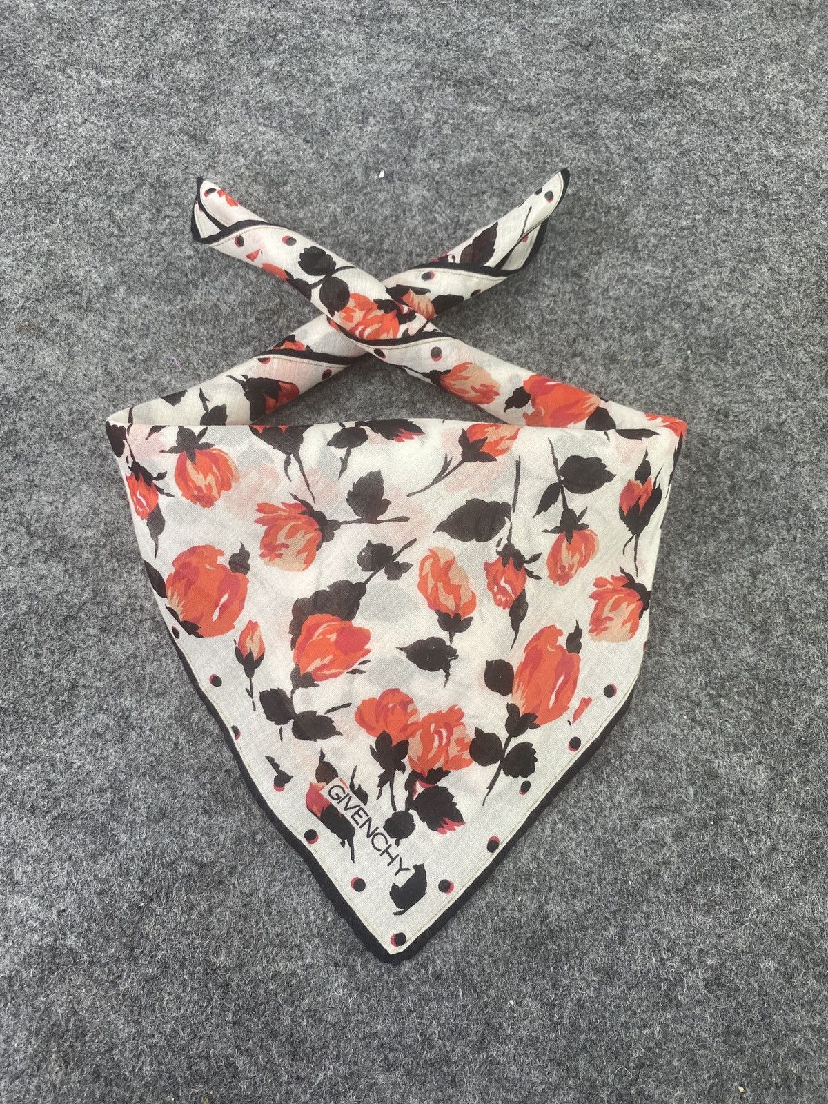 Vintage Givenchy Handkerchief / Bandana / Neckerchief-B054 Size ONE SIZE - 2 Thumbnail