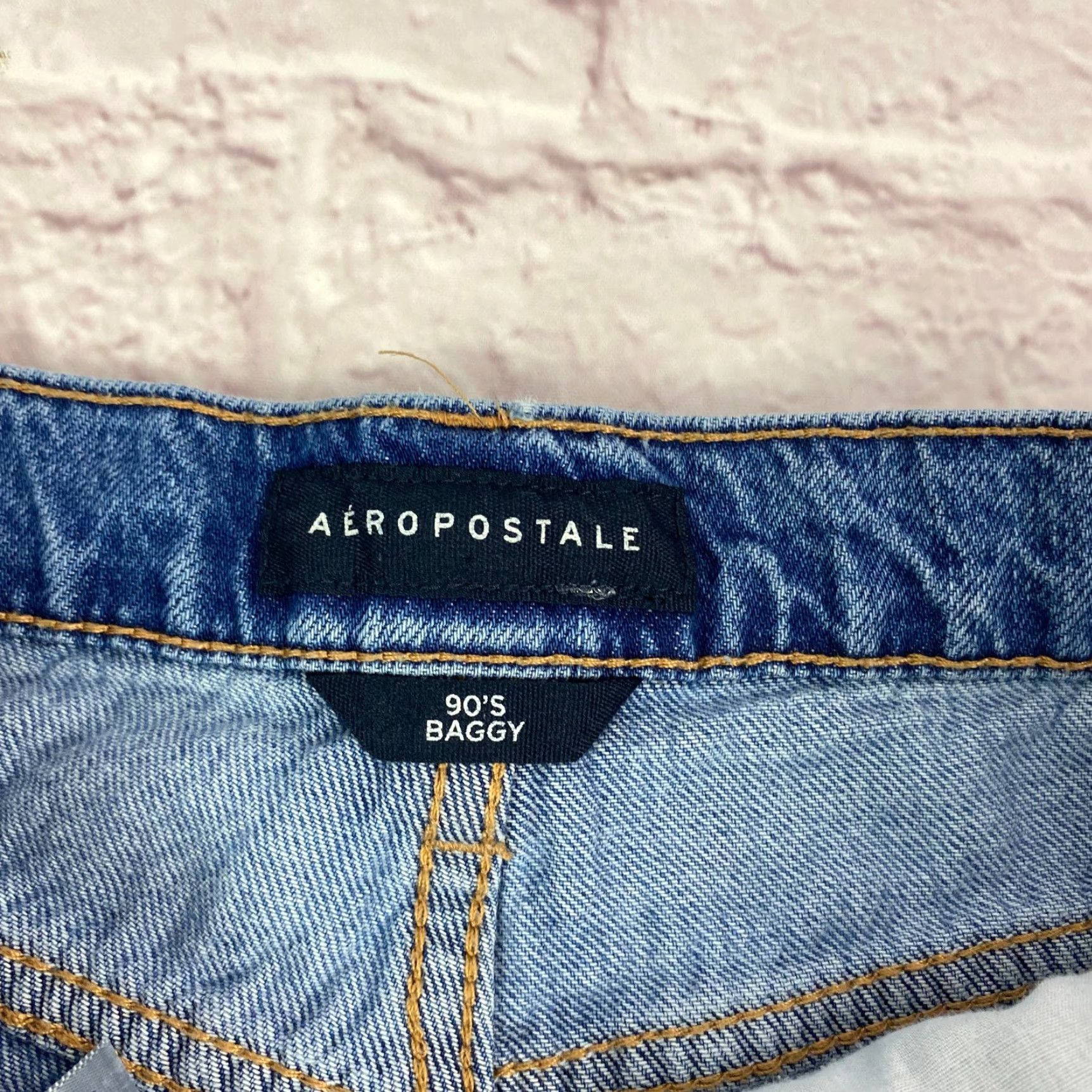 Vintage Aéropostale 90s Baggy Jeans Womens Size 8 High Rise Straight Distressed Button Fly Denim Blue 5-Pocket Design Jeans Womens Size 30" / US 8 / IT 44 - 4 Thumbnail