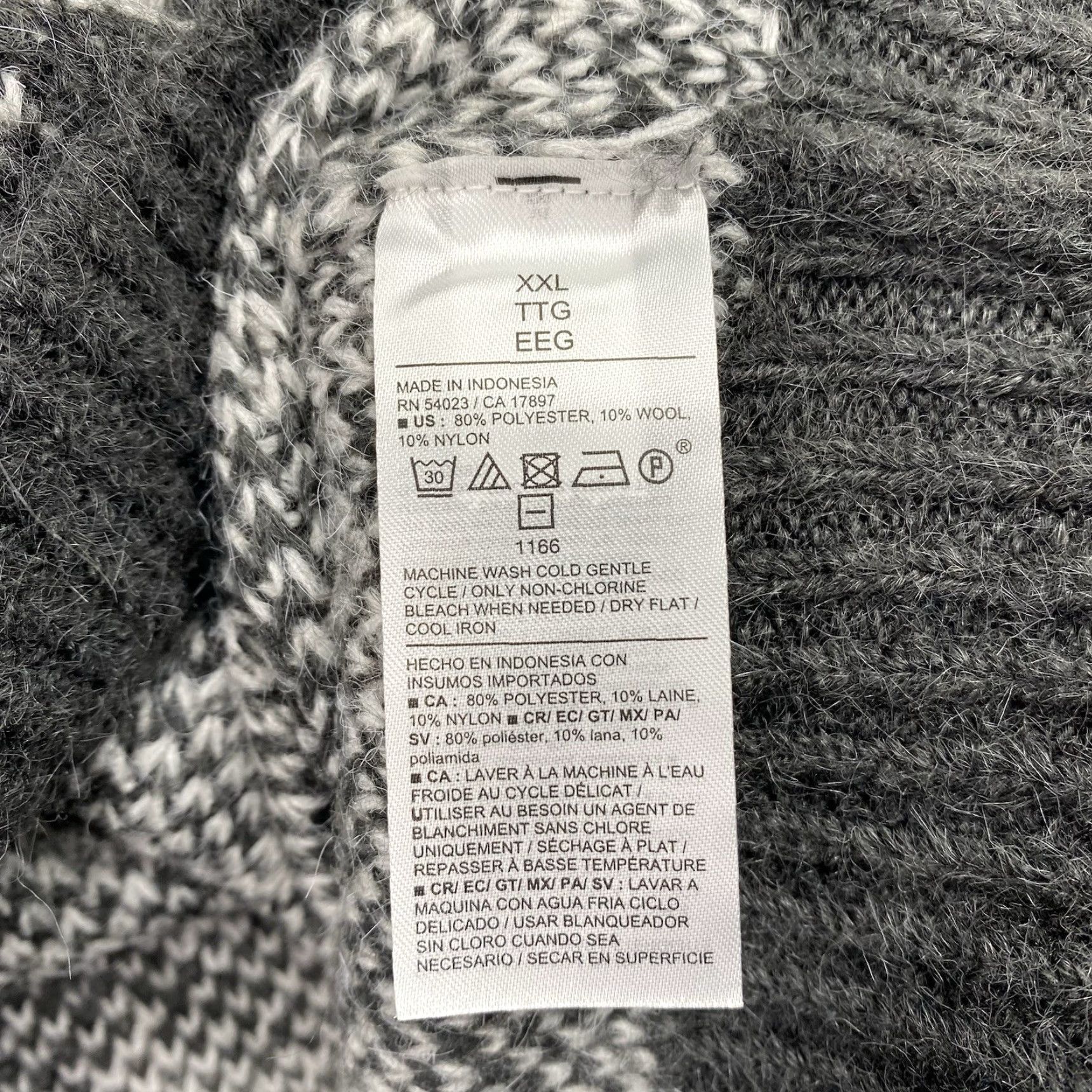 Old Navy OLD NAVY Women's Sweater Pullover Knit Gray Nordic Snowflake Pattern Fuzzy XXL Winter Casual Womens Size XXL / US 16-18 / IT 52-54 - 7 Thumbnail
