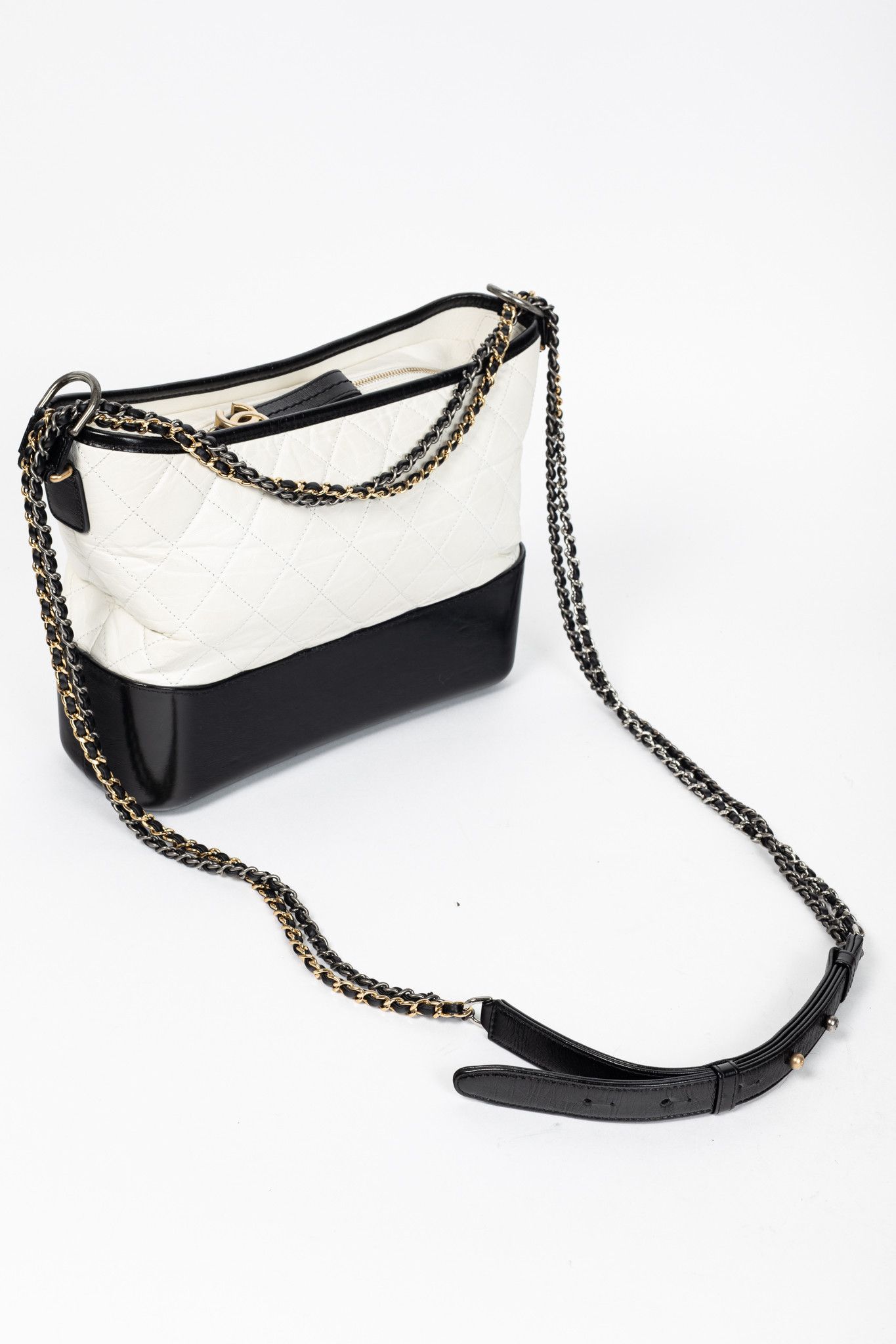 Chanel Chanel Medium Gabrielle Hobo Aged Calfskin Quilted Bag Size ONE SIZE - 6 Thumbnail