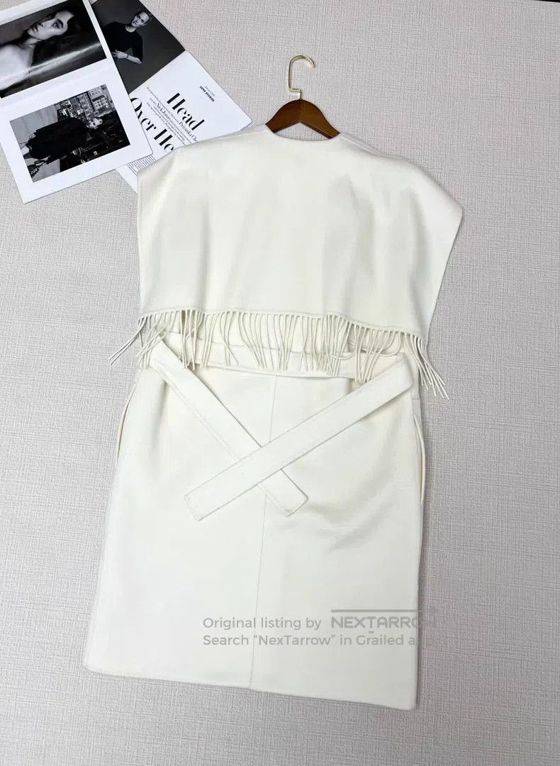 Hermes Hermes Cashmere fringe sleeveless coat Size XXS / US 00 / IT 34 - 3 Thumbnail