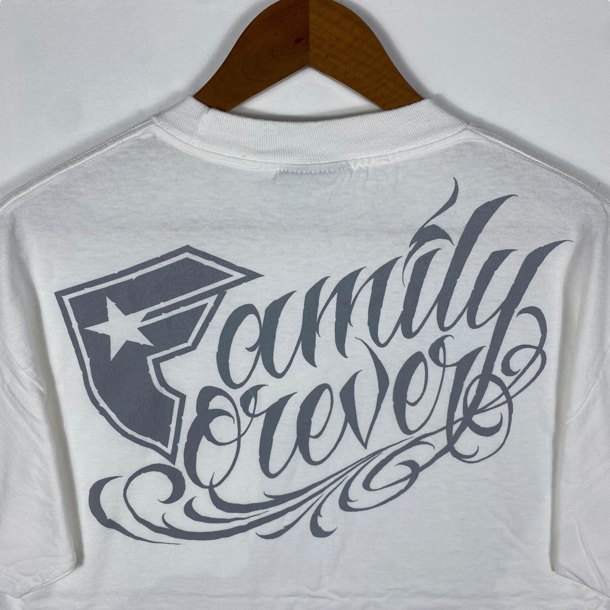 Famous Stars And Straps × Vintage FAMOUS STARS & STRAPS Family Forever Graphic Tee Shirt Size US L / EU 52-54 / 3 - 5 Thumbnail