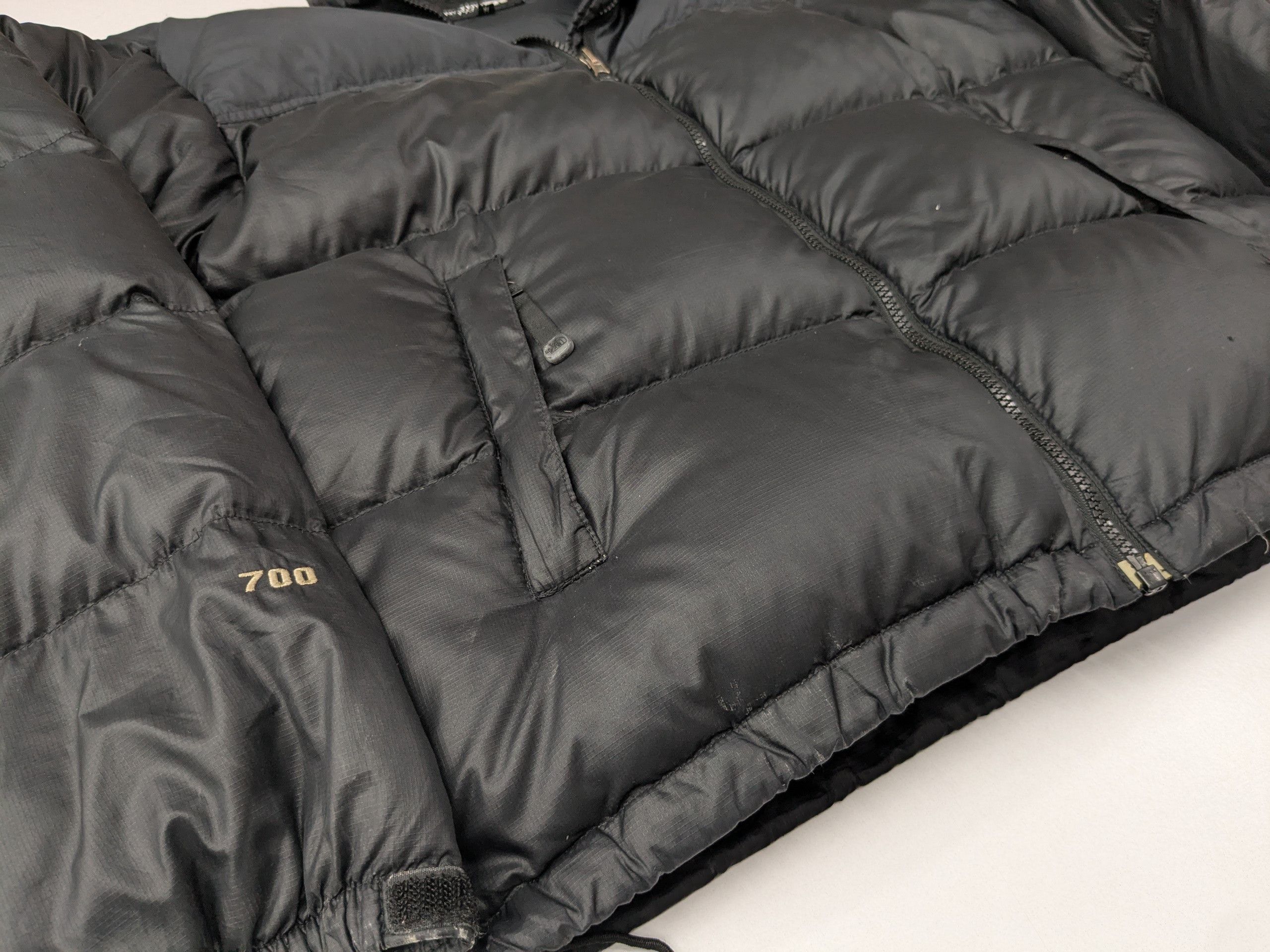 The North Face The North Face 700 1996 retro nuptse puffer black Size US M / EU 48-50 / 2 - 4 Thumbnail