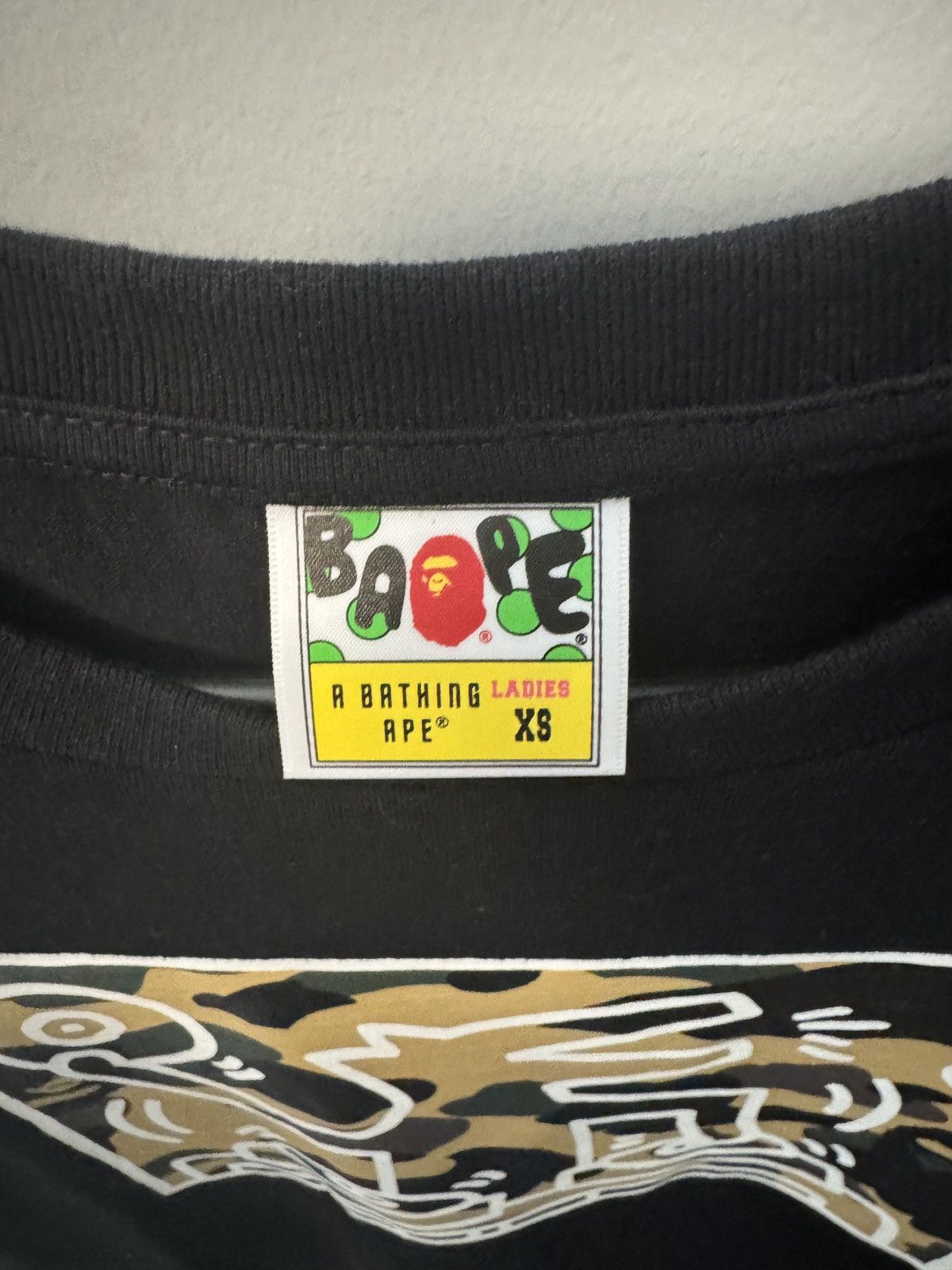 Bape Black Bape tee with green camo DJ short sleeve ladies Size XS / US 0-2 / IT 36-38 - 3 Thumbnail