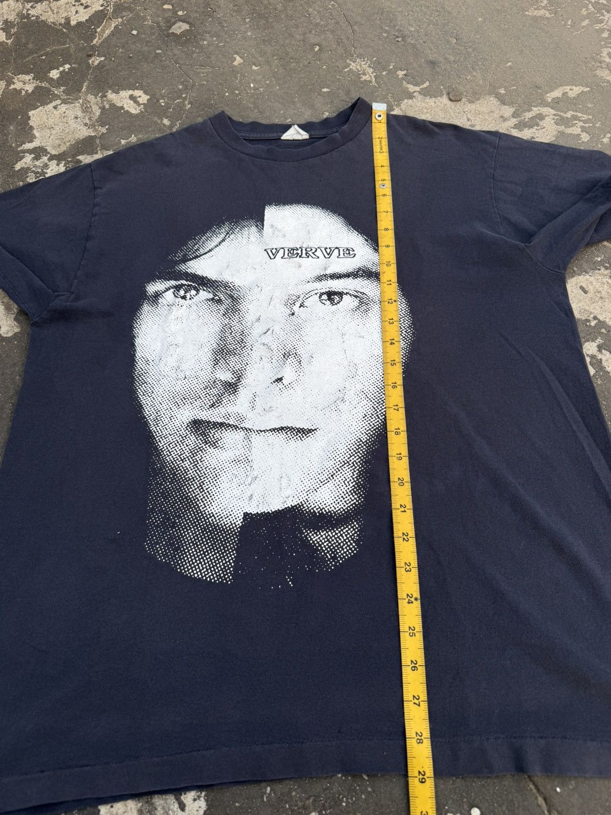 Band Tees Vintage 90's The Verve gravity Grave Ep Cover Tshirt Size US L / EU 52-54 / 3 - 8 Thumbnail