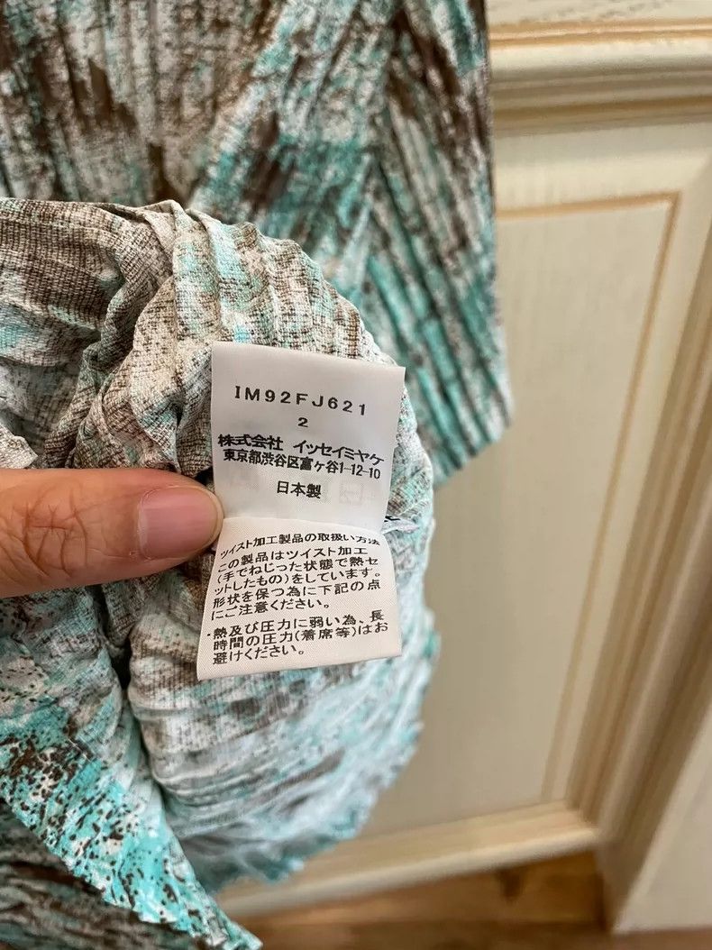 Issey Miyake Issey Miyake size:2 Refreshing green pleated short-sleeved Size XS / US 0-2 / IT 36-38 - 4 Thumbnail