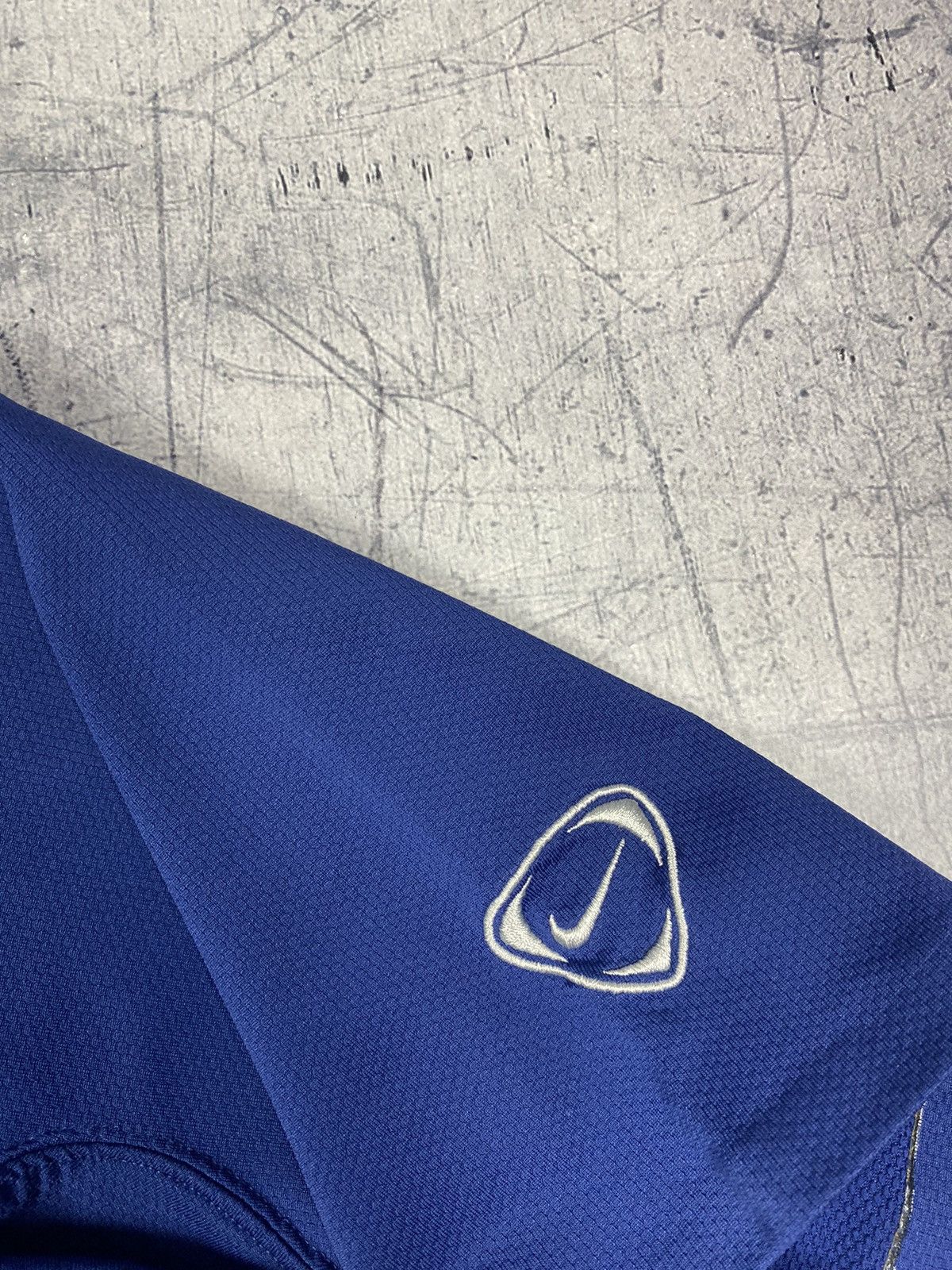 Nike × Vintage Vintage Nike Sphere Dry Drill Y2K Tee T Shirt Size US M / EU 48-50 / 2 - 9 Thumbnail