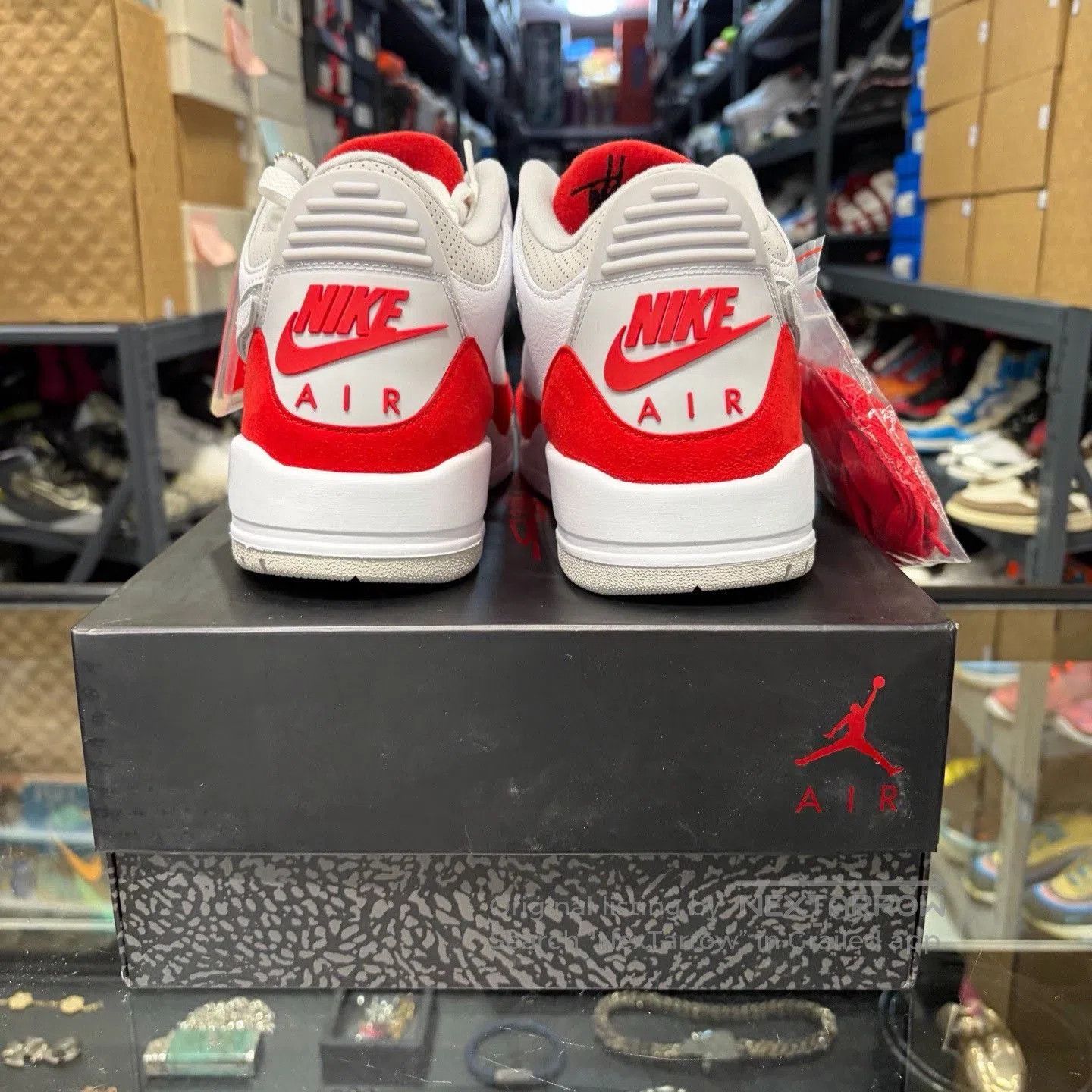 Jordan Brand Air Jordan 3 Tinker OG White Red. Size US 11 / EU 44 - 3 Thumbnail