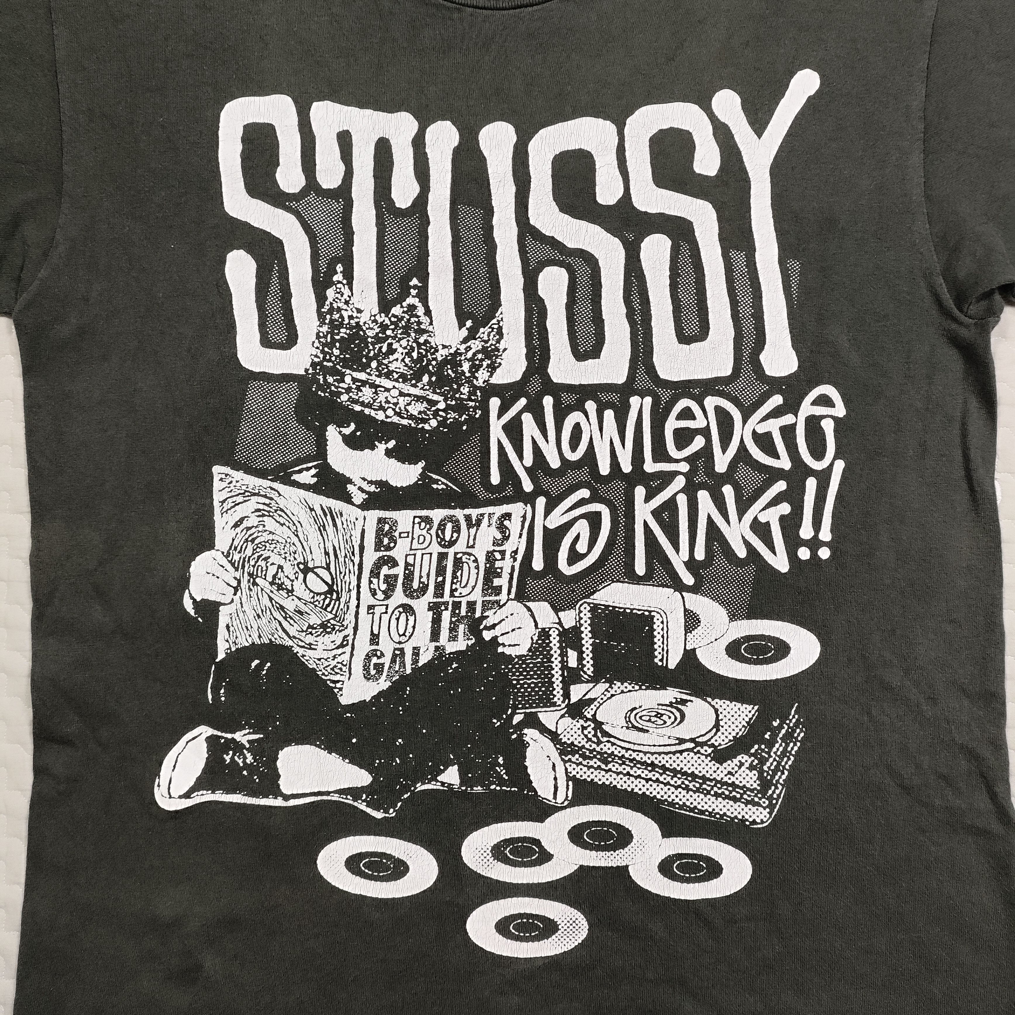 Stussy Vintage Y2K Stussy "Knowledge is King" Tshirt faded Black Size US M / EU 48-50 / 2 - 2 Thumbnail