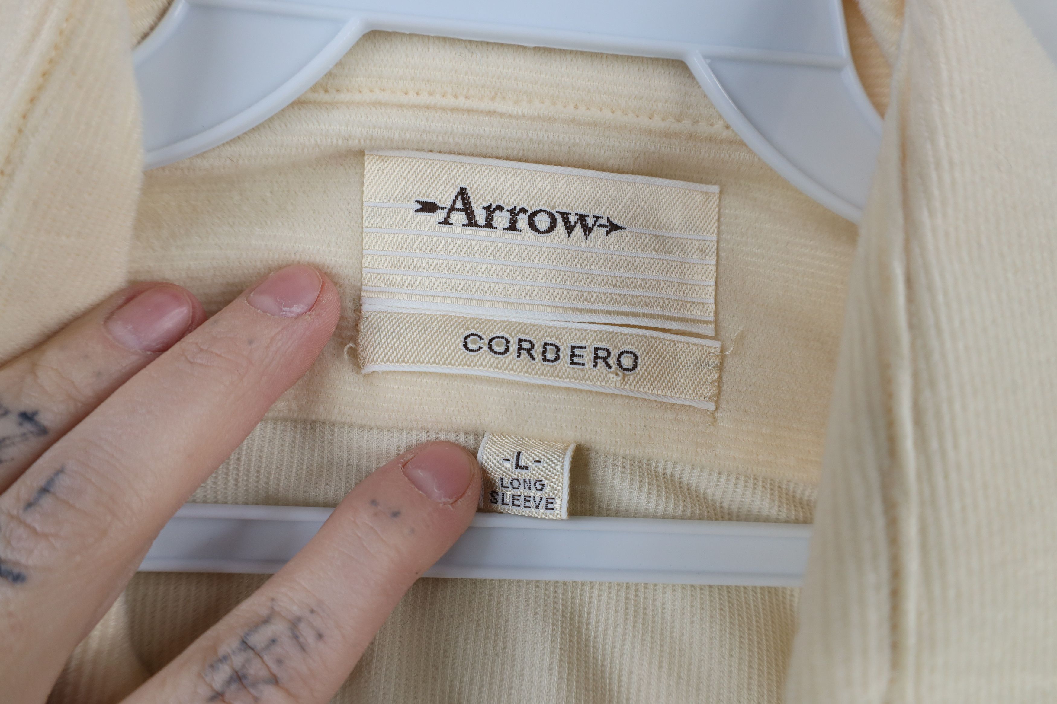 Vintage Vintage 60s 70s Streetwear Corduroy Button Shirt Cream Size US L / EU 52-54 / 3 - 6 Thumbnail