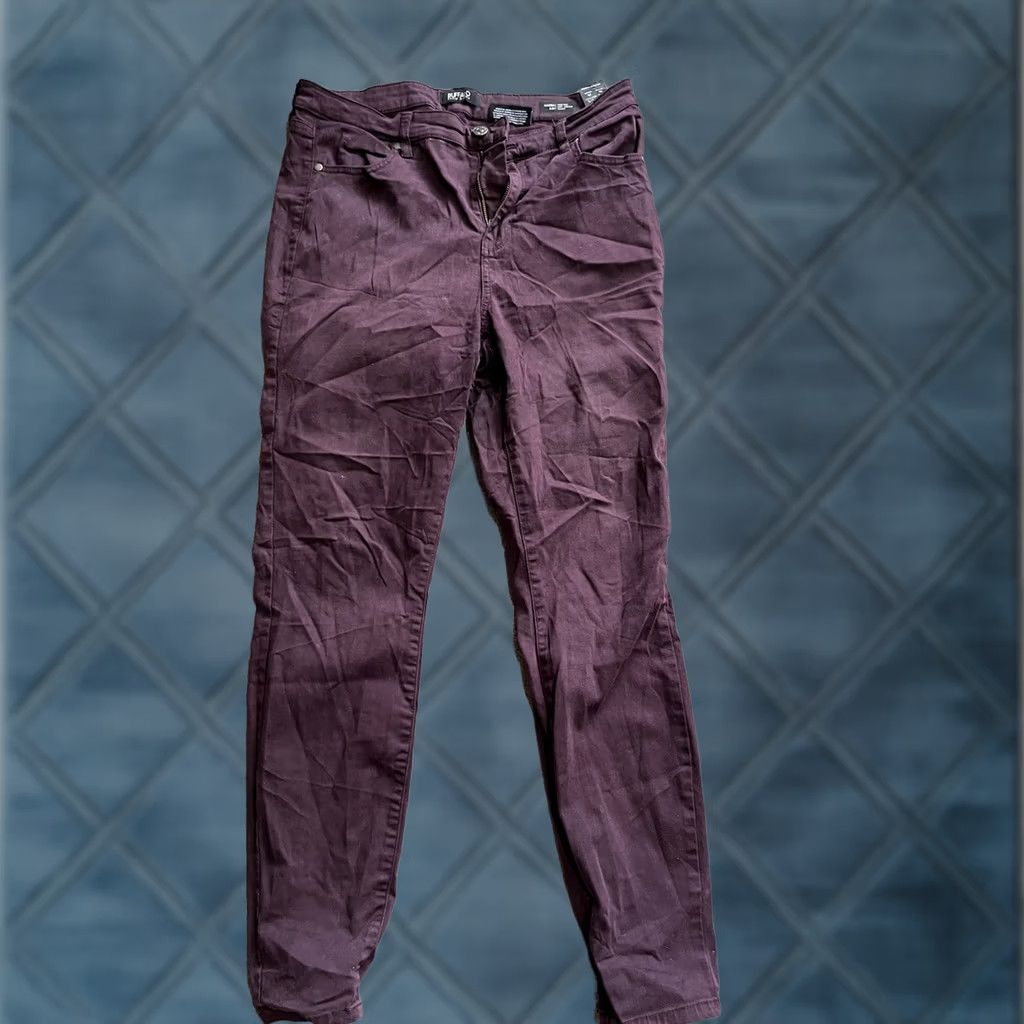 Buffalo David Bitton BUFFALO David Bitton Jeans Women’s Hanna High Rise Skinny 8/29 Purple Plum Size 30" / US 8 / IT 44 - 1 Thumbnail