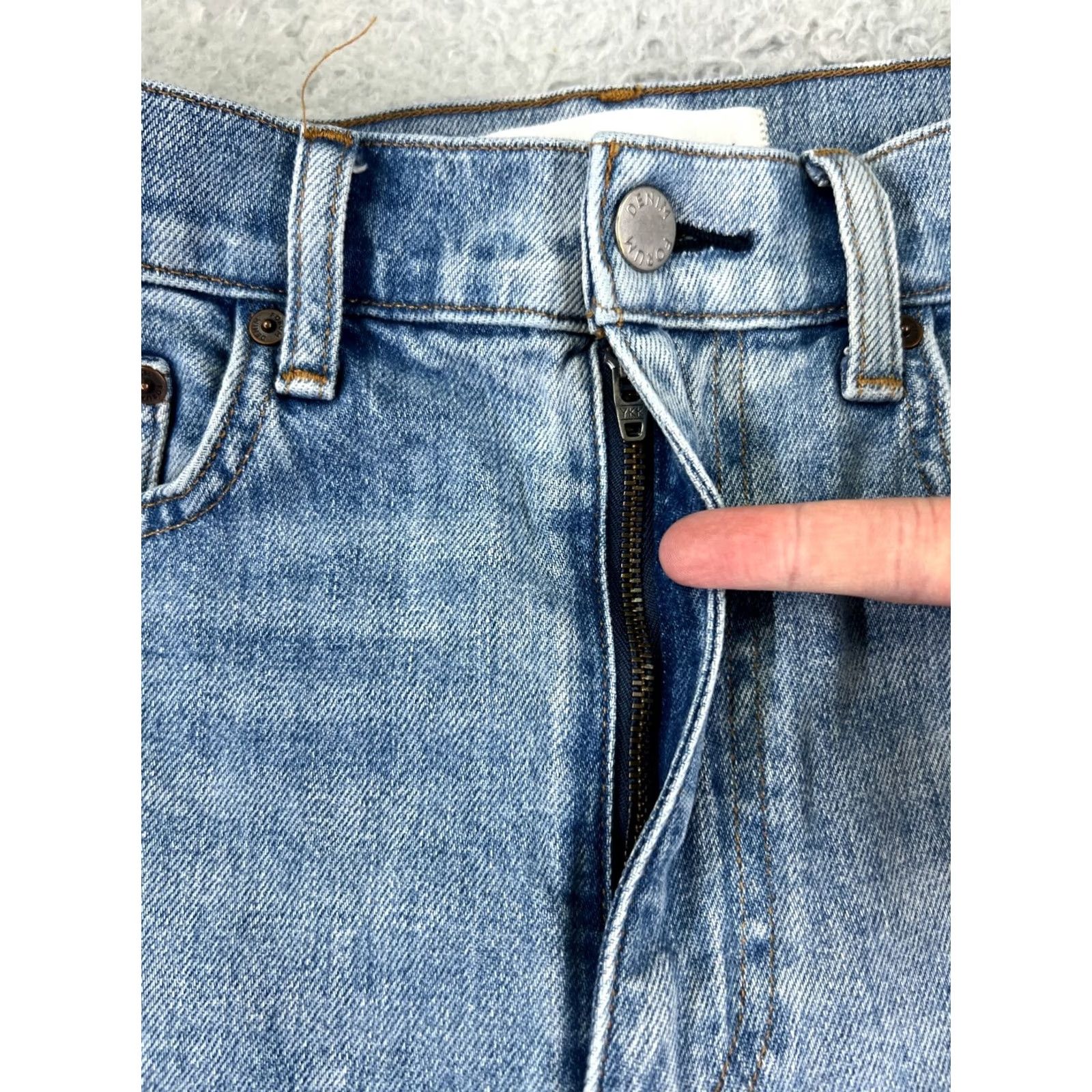 Vintage Denim Forum Jeans Womens 28 Blue The Twiggy High Rise Flare Cotton Blend 26x26 Distressed Zipper Denim Forum 5-Pocket Designer American Vintage? Size 28" / US 6 / IT 42 - 5 Thumbnail
