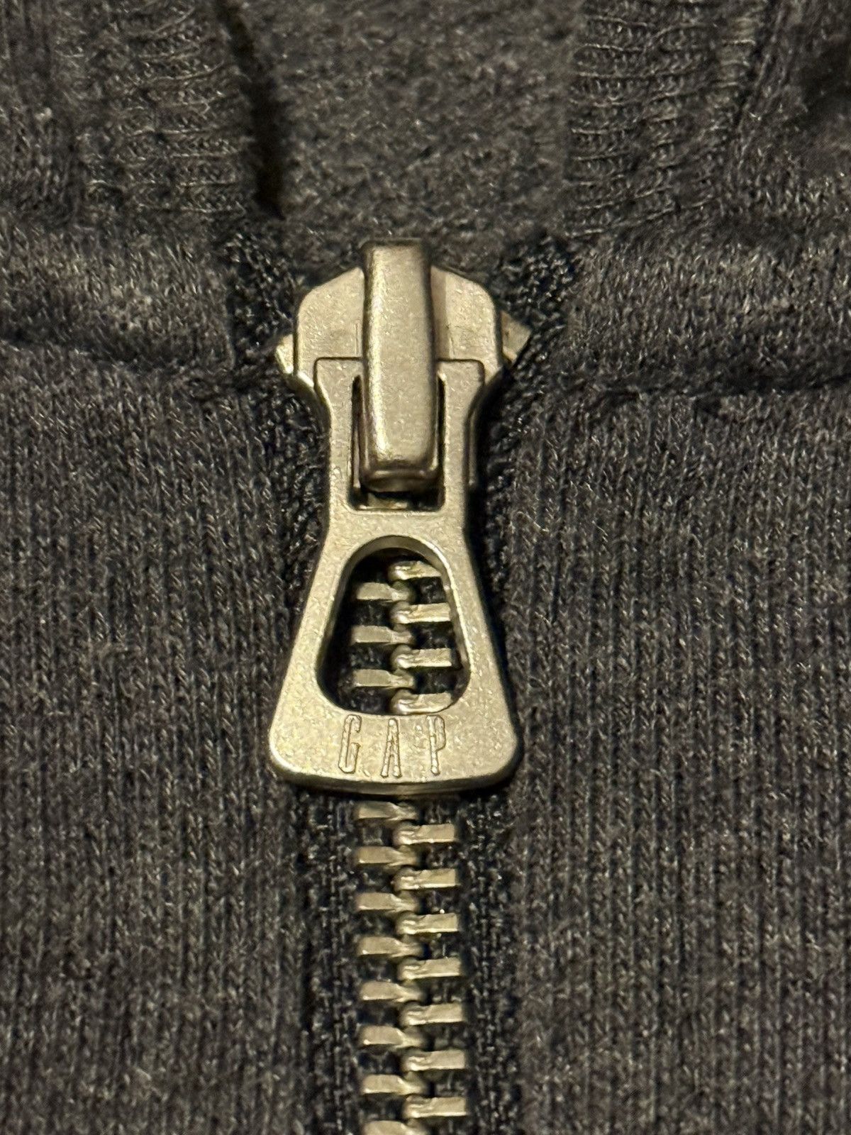 Gap Vintage Y2K Gap Full Zip Hoodie Grey Medium Size US M / EU 48-50 / 2 - 5 Thumbnail