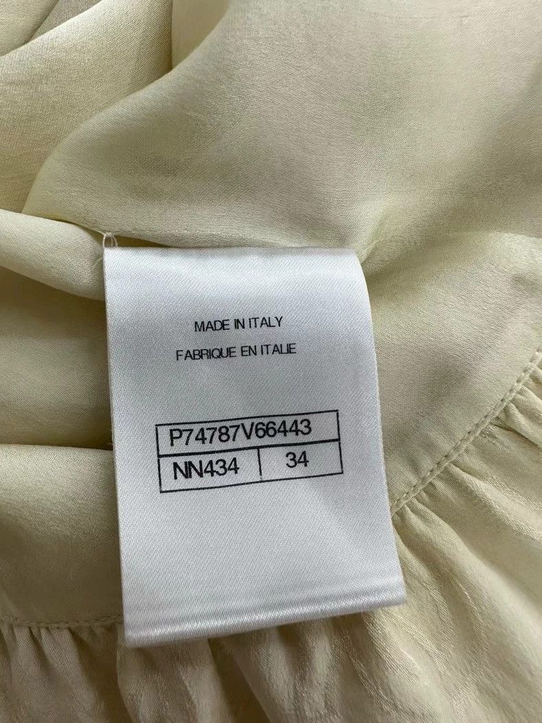 Chanel Chanel 23S light yellow full logo silk skirt Size 42" / US 20 - 5 Thumbnail