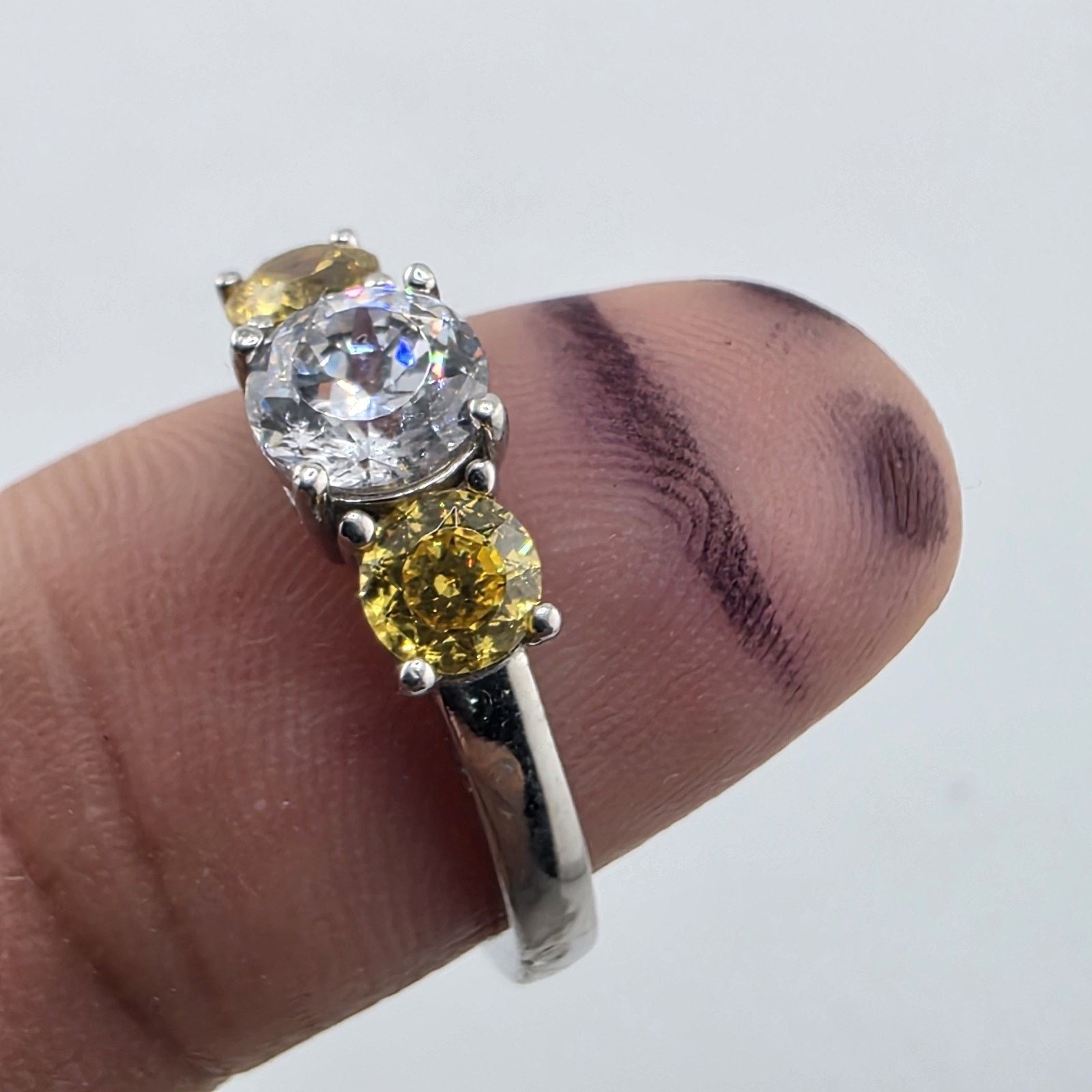 Other 925 Sterling Silver CZ Three Stone Ring 8.75 Clear Yellow Size ONE SIZE - 3 Thumbnail