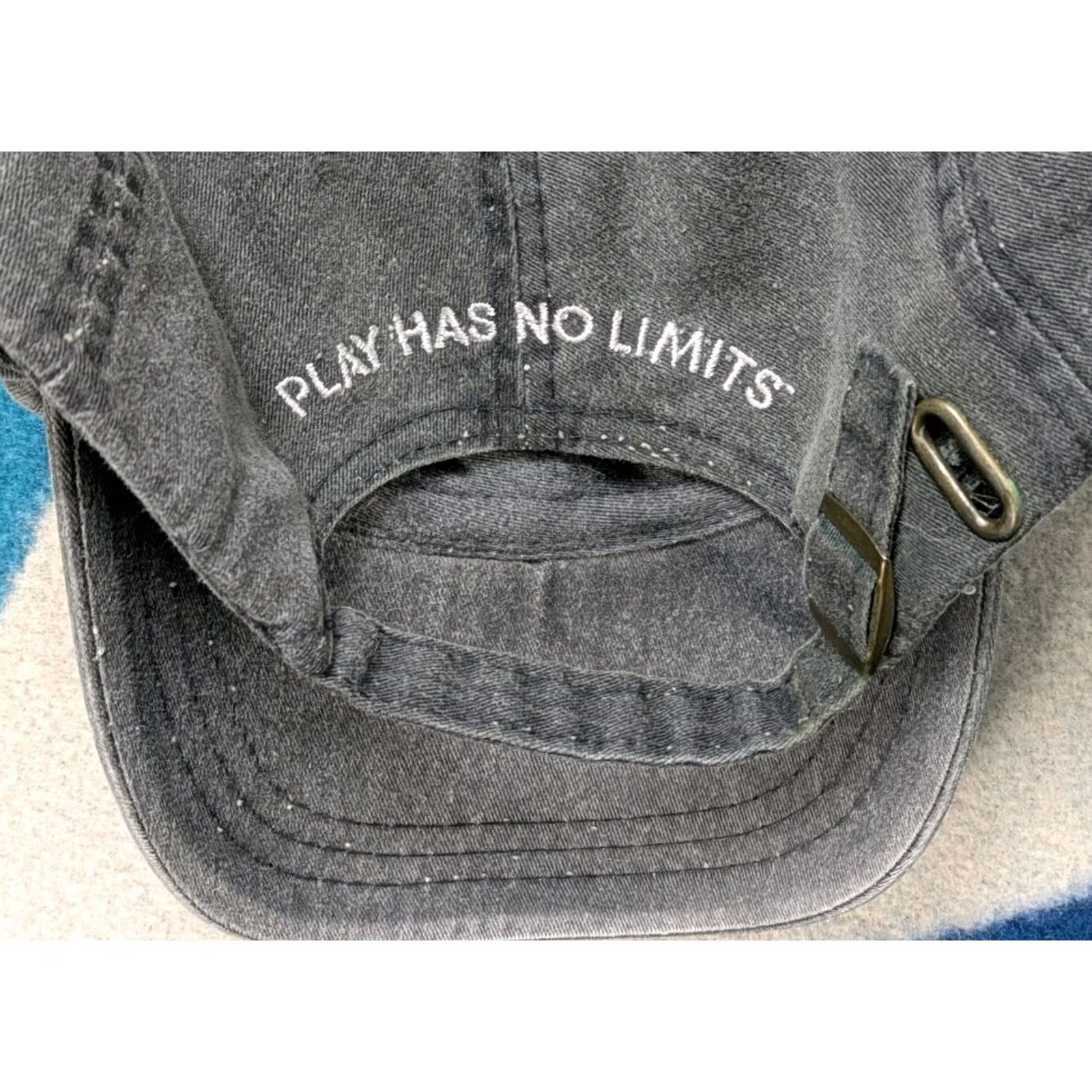 Vintage VINTAGE PlayStation Hat Dad Cap Video Game "Play Has No Limits" 90s Mens Size ONE SIZE - 4 Thumbnail