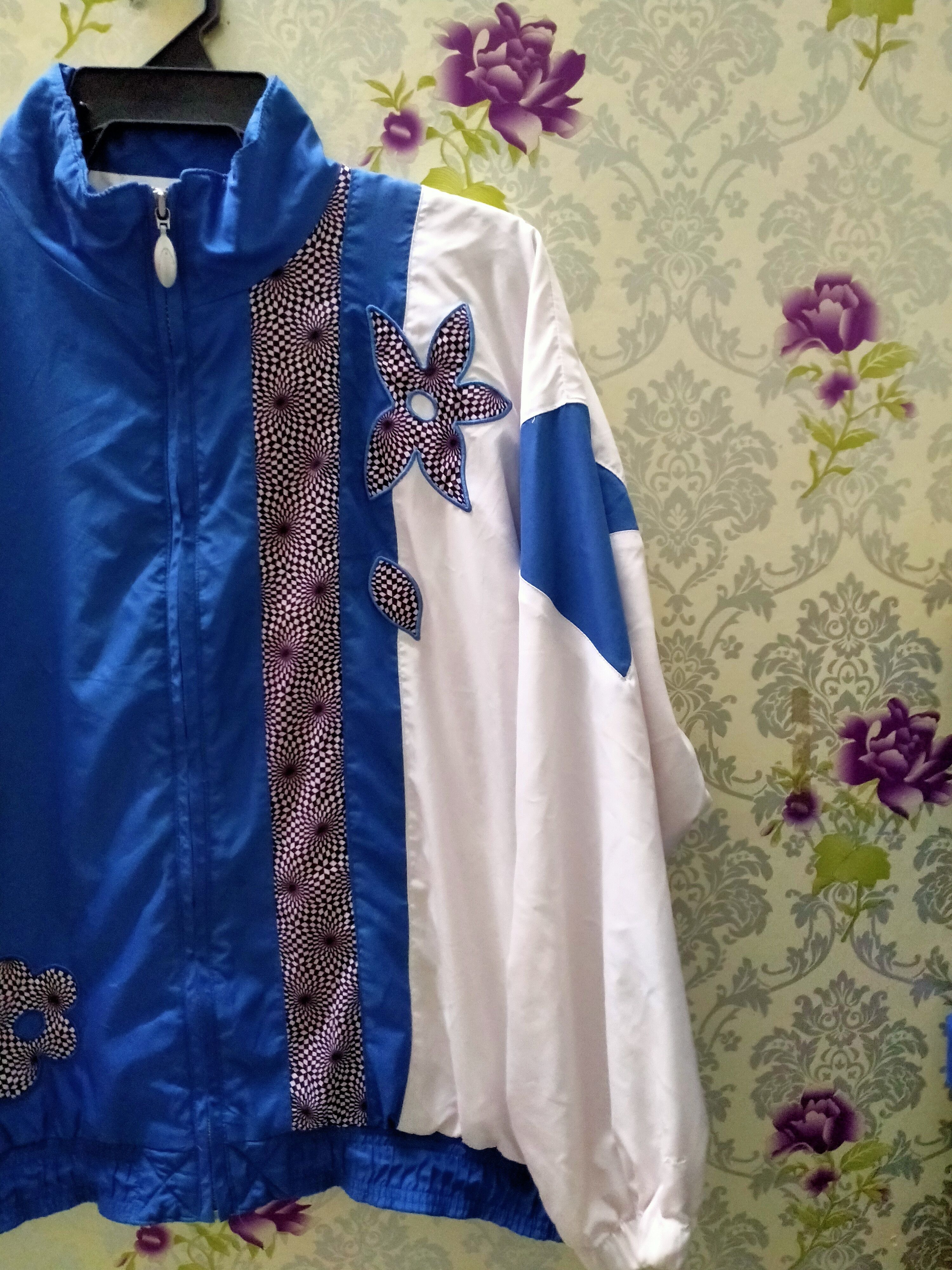 Designer × Japanese Brand Nice..Hear sweater multi colour Size US M / EU 48-50 / 2 - 3 Thumbnail