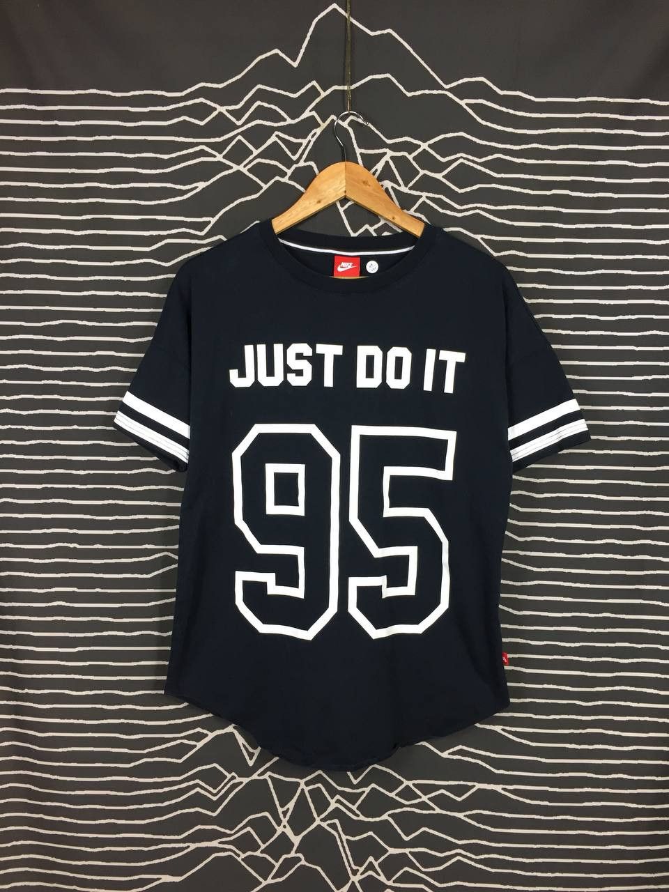 Nike × Vintage Nike Just Do It 95 Spell Out Logo Sportswear Tee Size US M / EU 48-50 / 2 - 1 Thumbnail