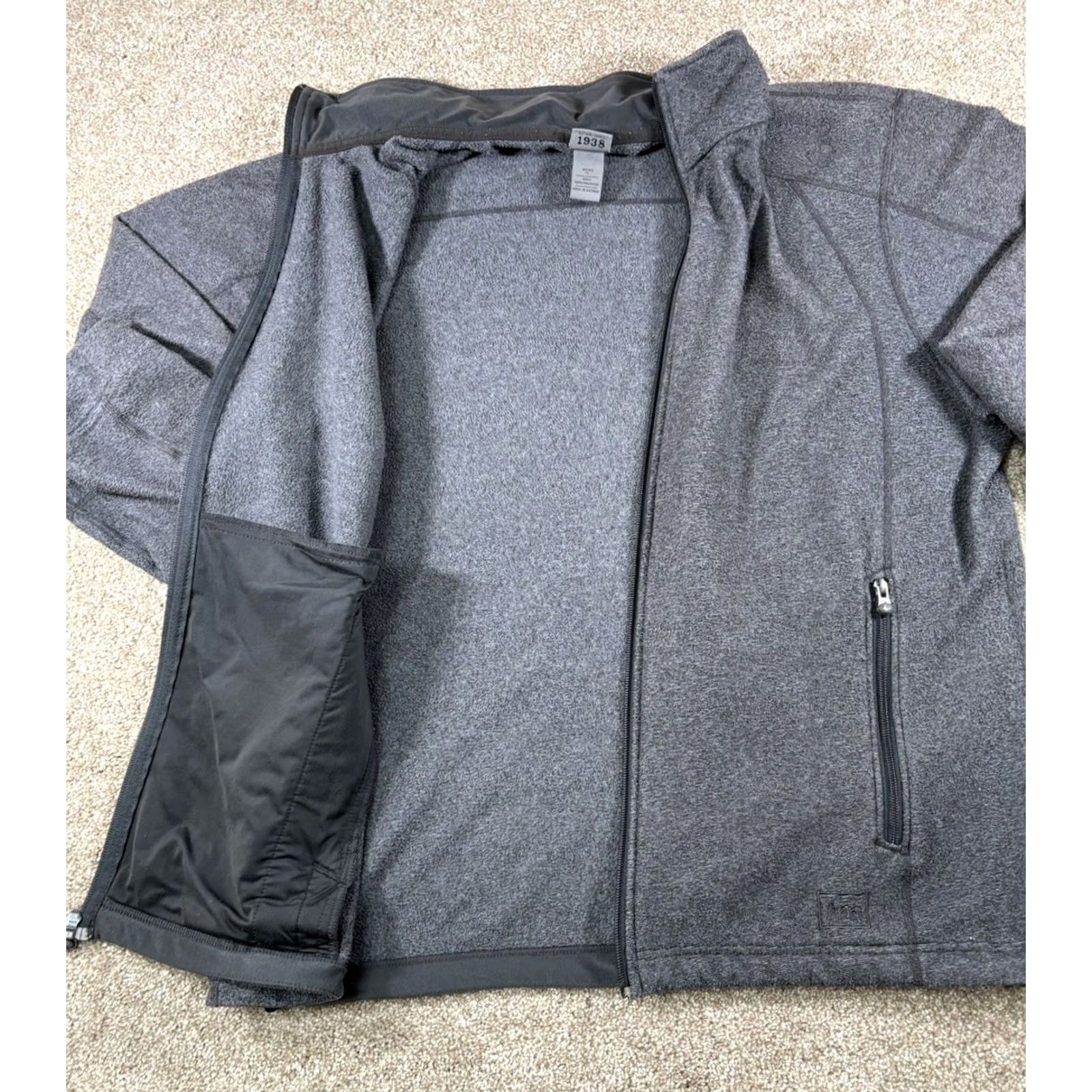 Vintage REI Full Zip Fleece Jacket Dark Gray Outdoor Hiking Inner Pockets Men’s XL Size Gray Zip Jacket Fleece Outdoor Mens XL Size US XL / EU 56 / 4 - 2 Thumbnail