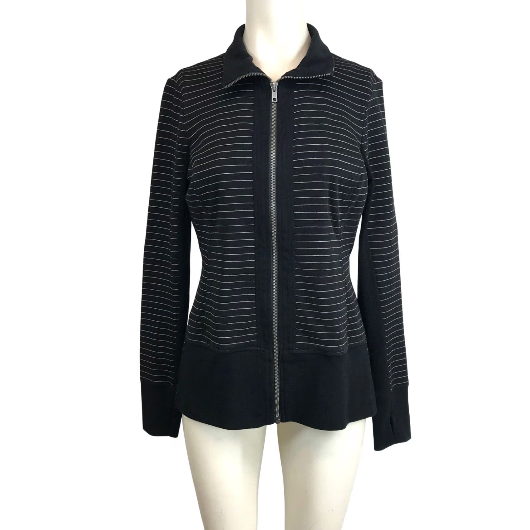 Vintage Cabi Womens Black White Striped Full Zip Jacket XS Activewear Slim Knit Size XS / US 0-2 / IT 36-38 - 2 Thumbnail