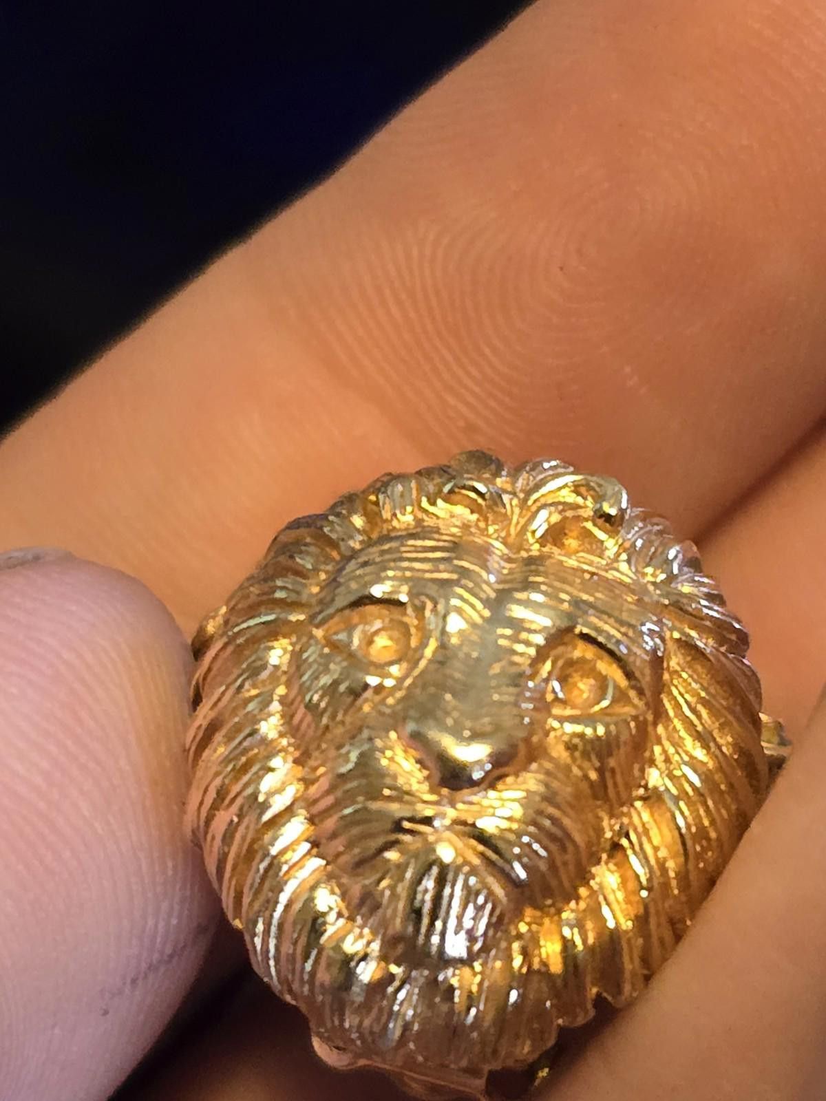 The Cinegogue Vintage Ciner David Hill Lion Clip-On Earrings Gold Tone Size ONE SIZE - 7 Thumbnail
