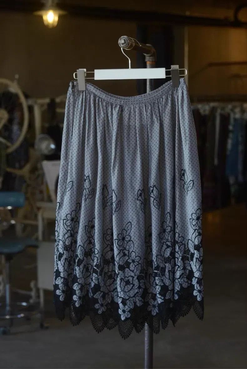 Comme des Garcons Comme Des Garcons size M Black and Gray Polka Dot Lace Emb Size 23" - 1 Thumbnail