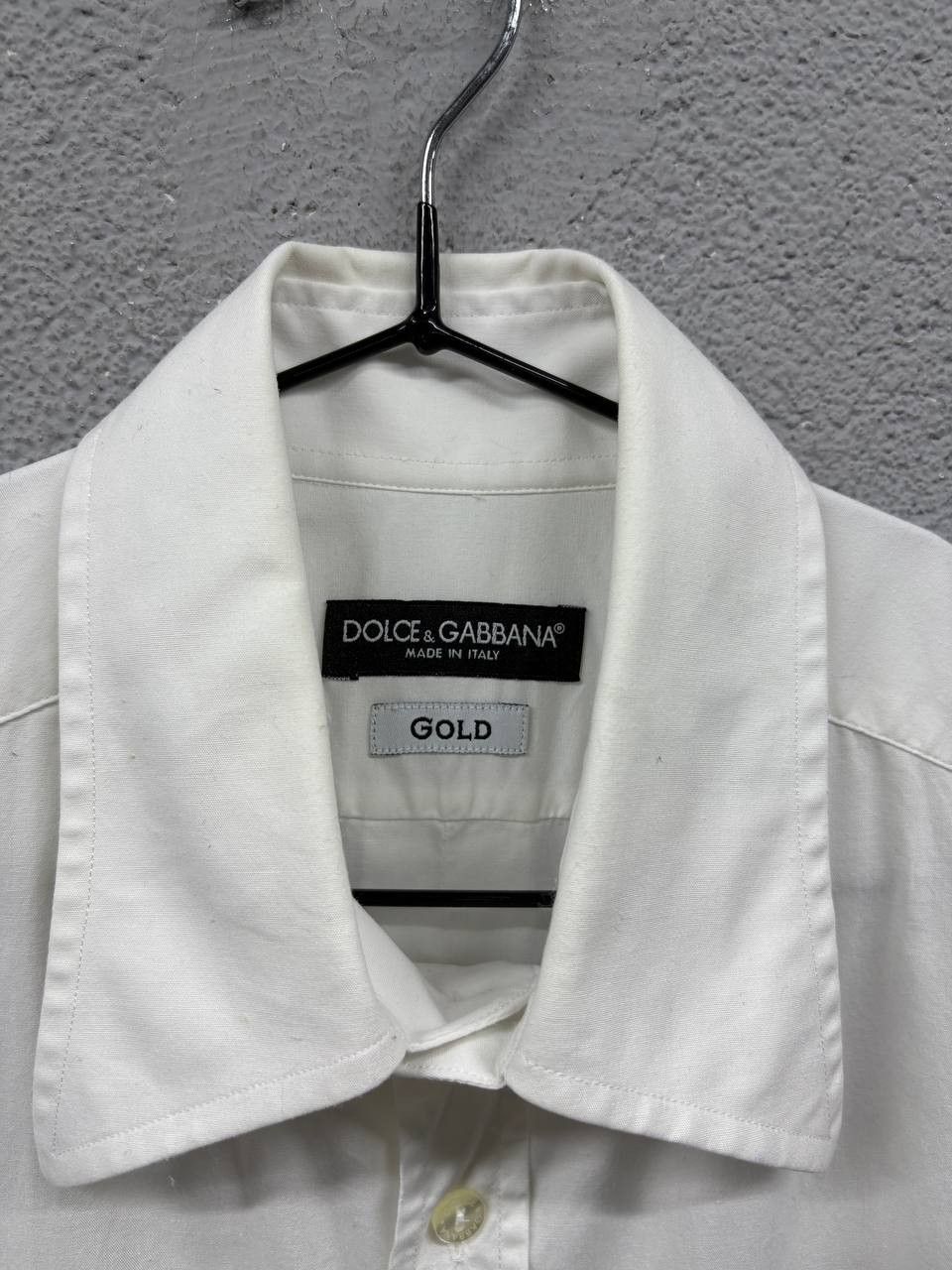 Dolce & Gabbana Dolce Gabbana Gold mens shirt 40 / Medium made in Italy Size US M / EU 48-50 / 2 - 2 Thumbnail